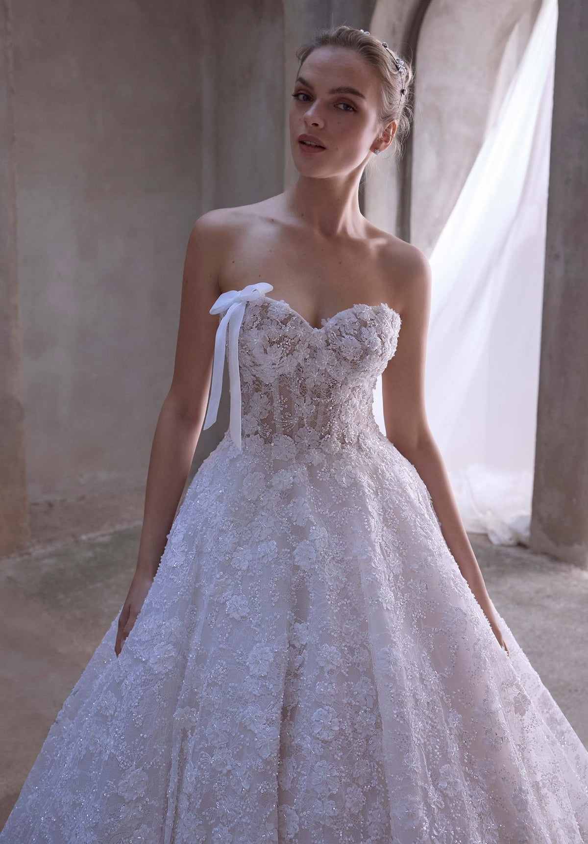 Arys Wedding Dress - Silhouette Dresses