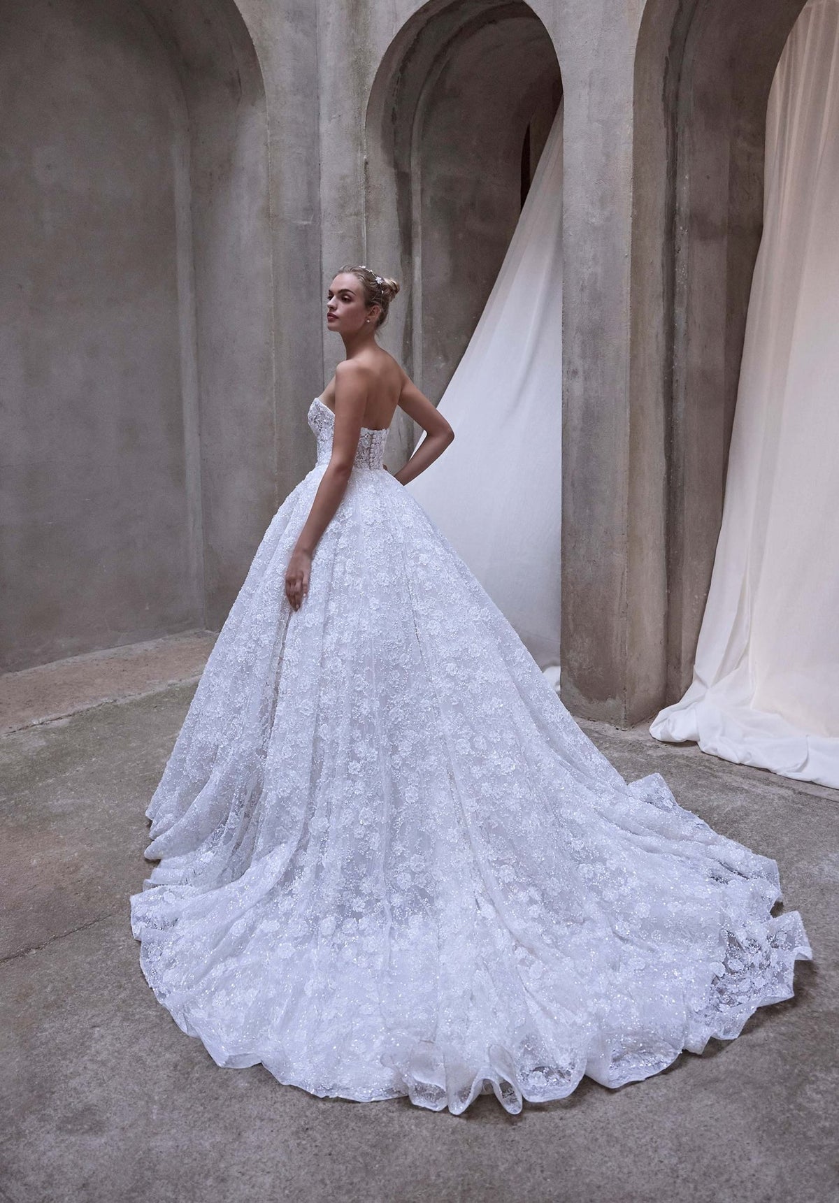 Arys Wedding Dress - Silhouette Dresses