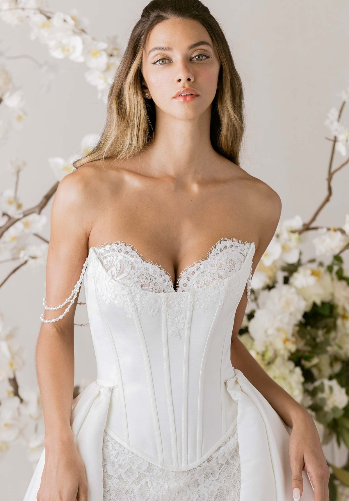 Balancé Wedding Dress - Silhouette Dresses
