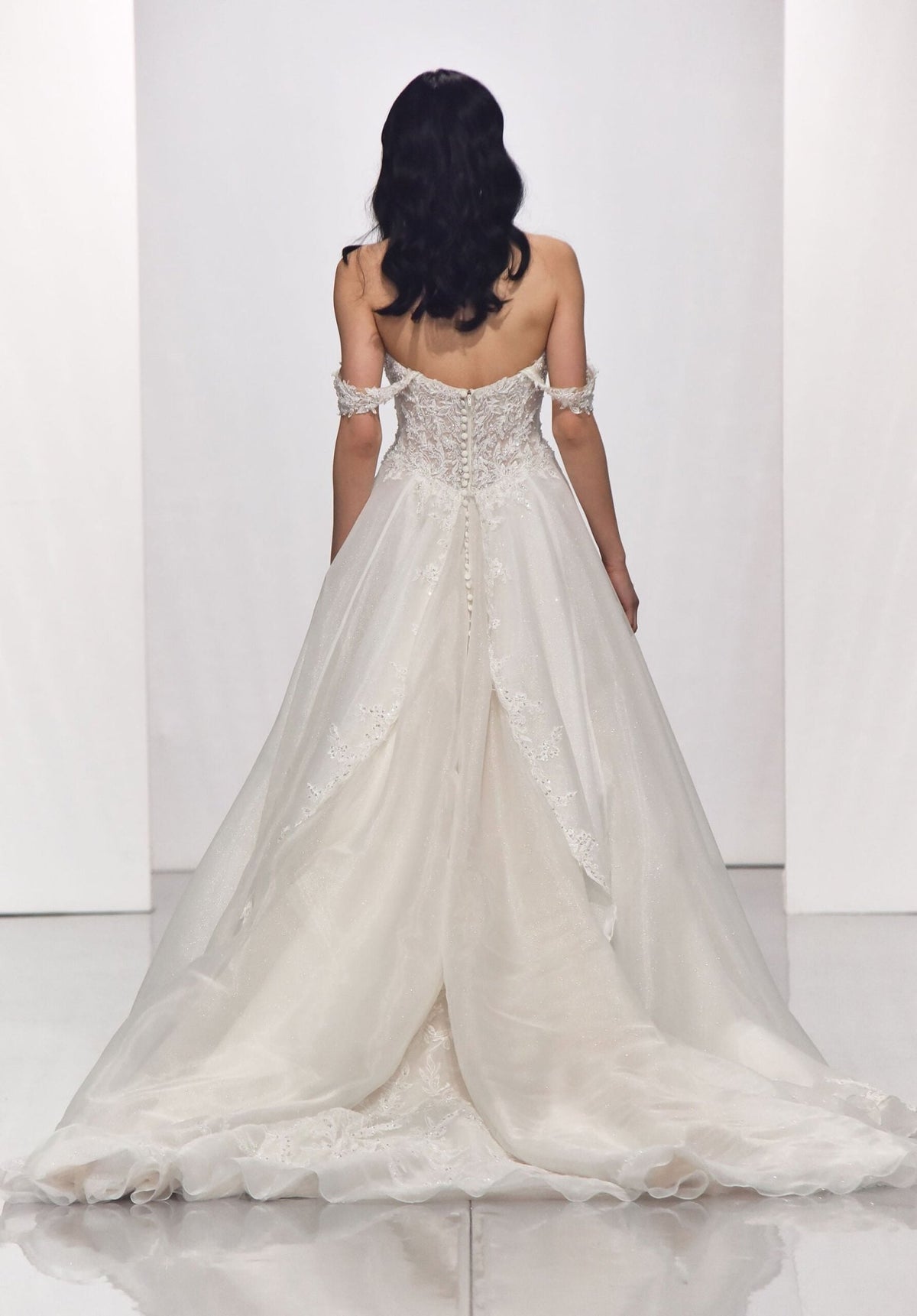 Belle Wedding Dress - Silhouette Dresses