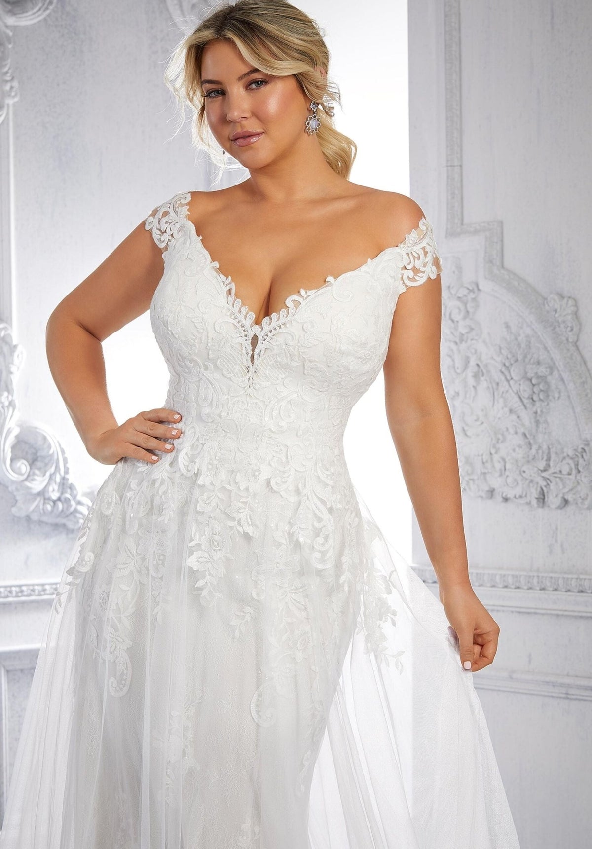 Chandra Wedding Dress - Silhouette Dresses