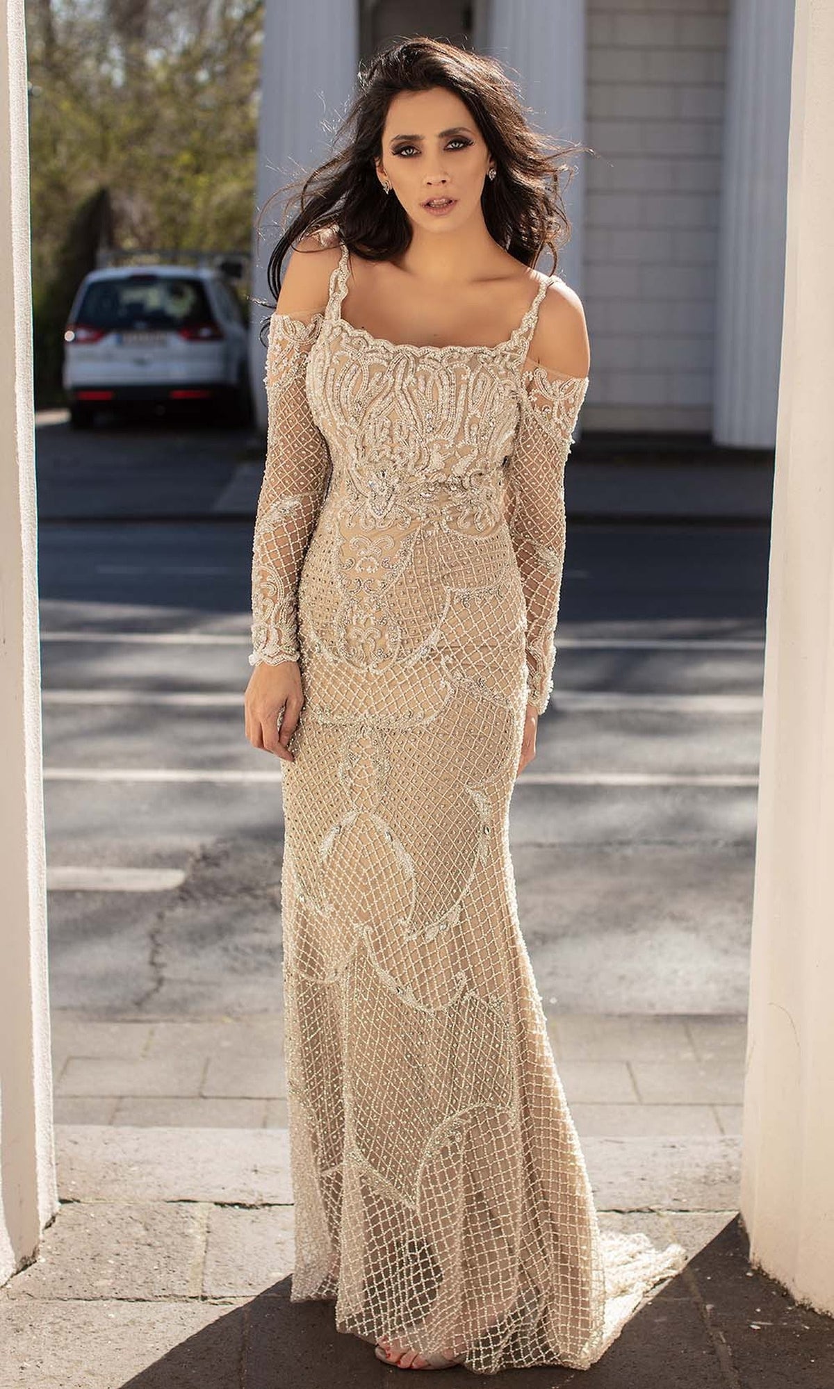 Chic and Holland - HF1568 Cold Shoulder Long Sleeves Dress