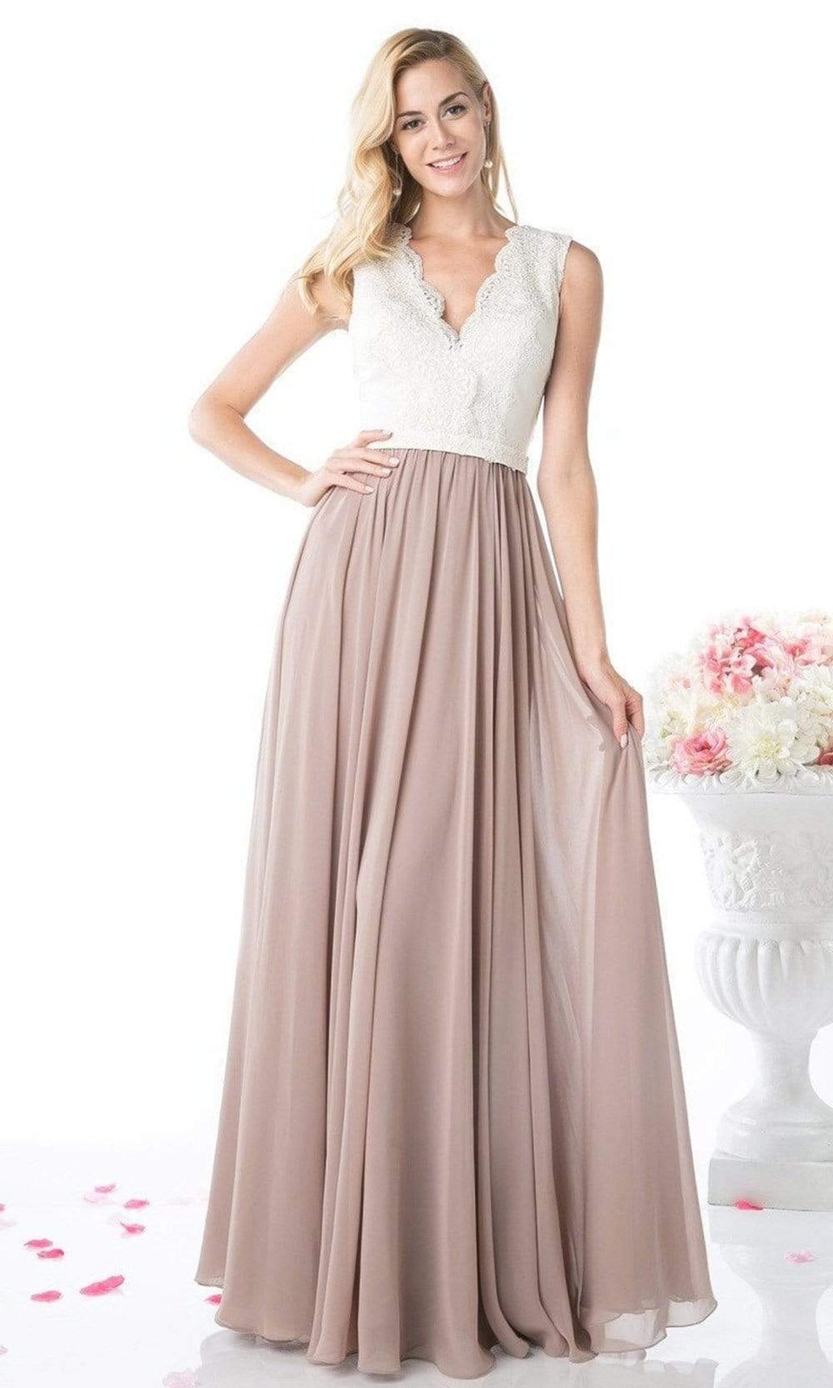 Cinderella Divine - Lace Scalloped V-neck A-line Dress