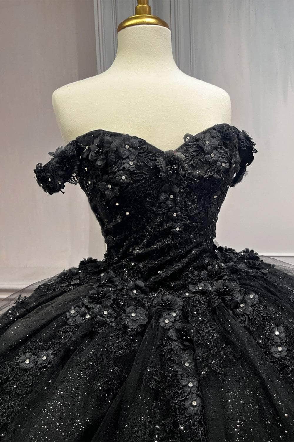 Cinderella Divine 15702 - Ballgown with Delicate Floral Appliques - view 10