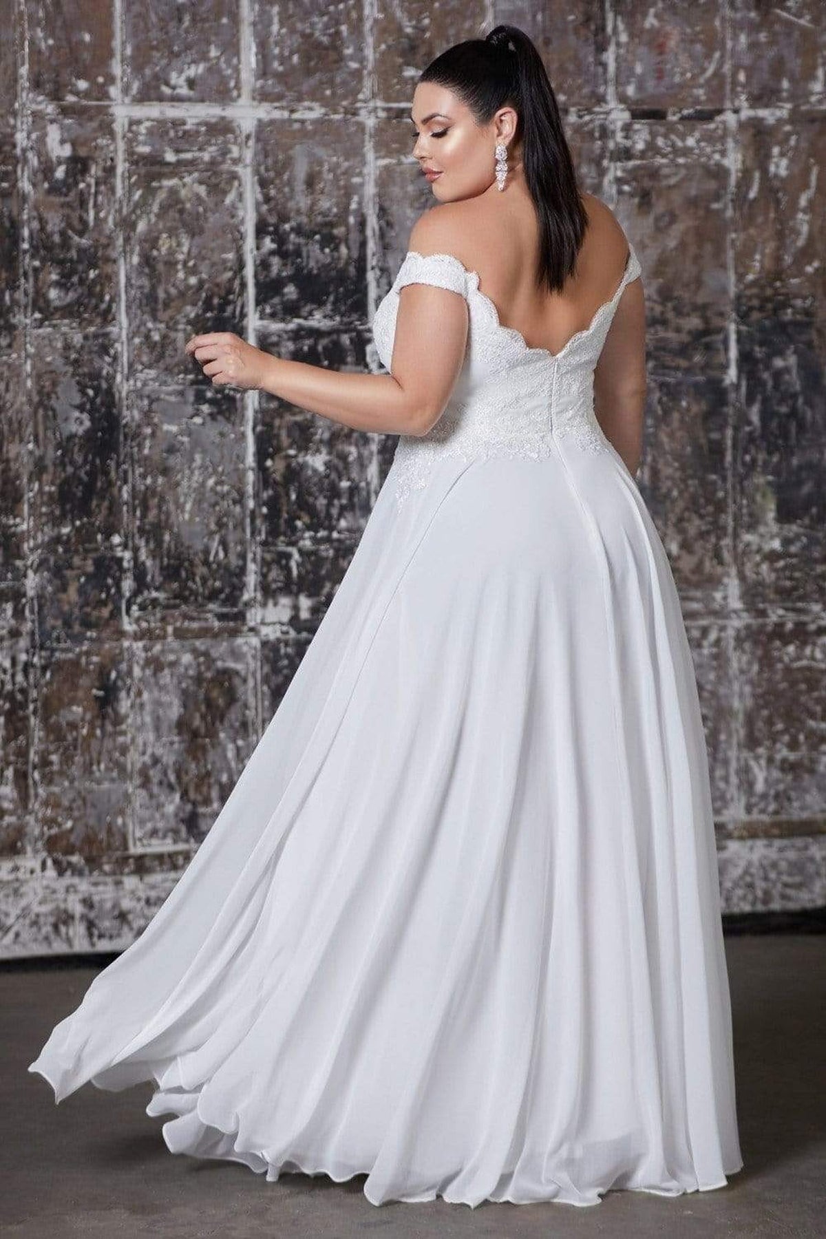 Cinderella Divine - 7258 Flowy Chiffon Lace Embellished A-Line Gown