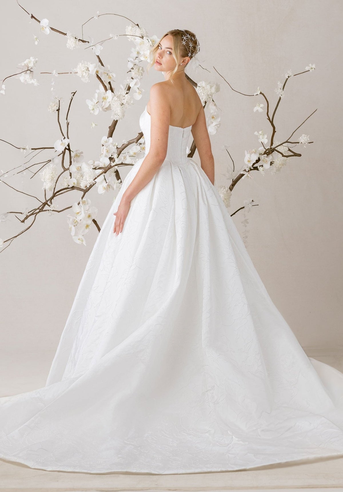 Coppéllia Wedding Dress - Silhouette Dresses