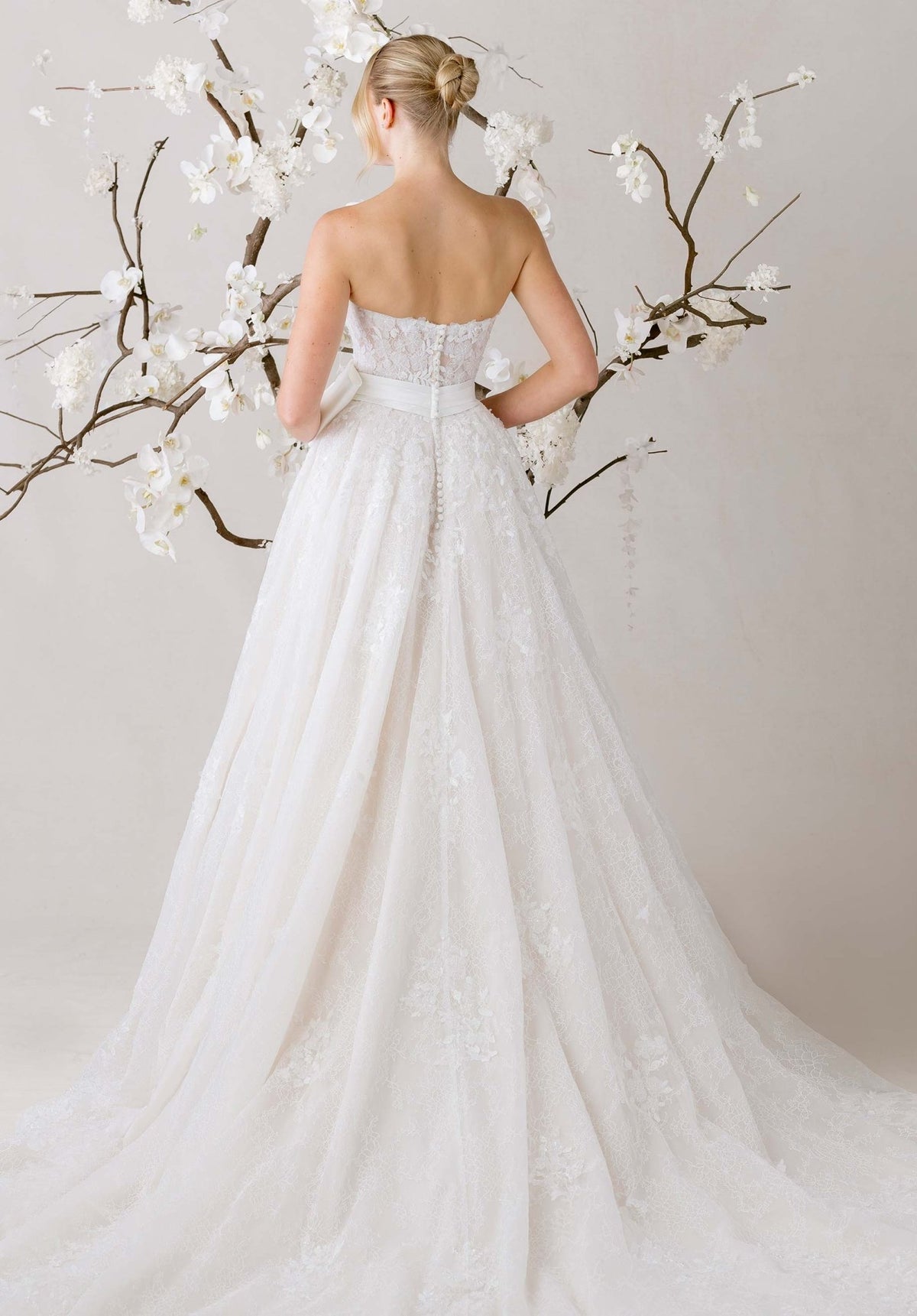 Elara Wedding Dress - Silhouette Dresses