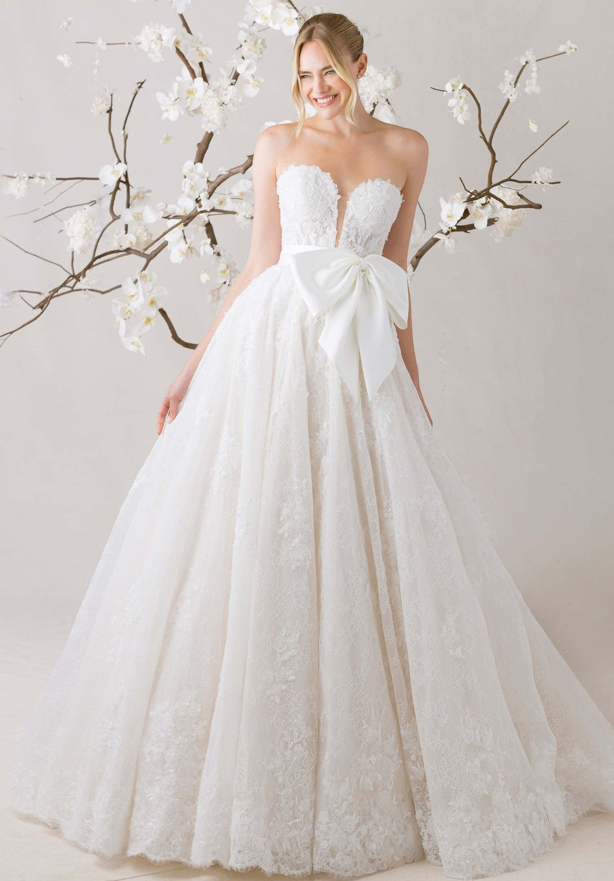 Elara Wedding Dress - Silhouette Dresses