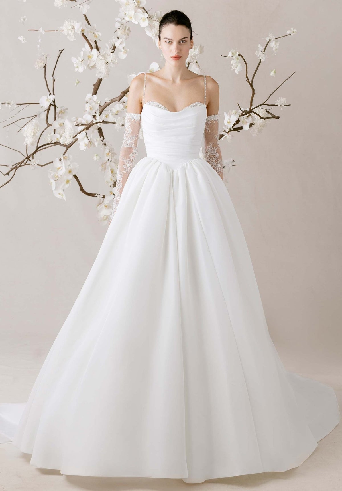 Élevé Wedding Dress - Silhouette Dresses