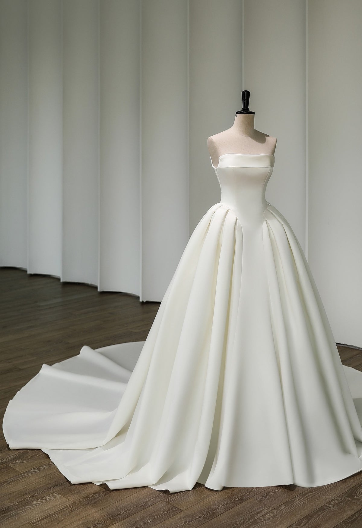 Farrah Couture HW3472 strapless full-skirt wedding dress - view 4