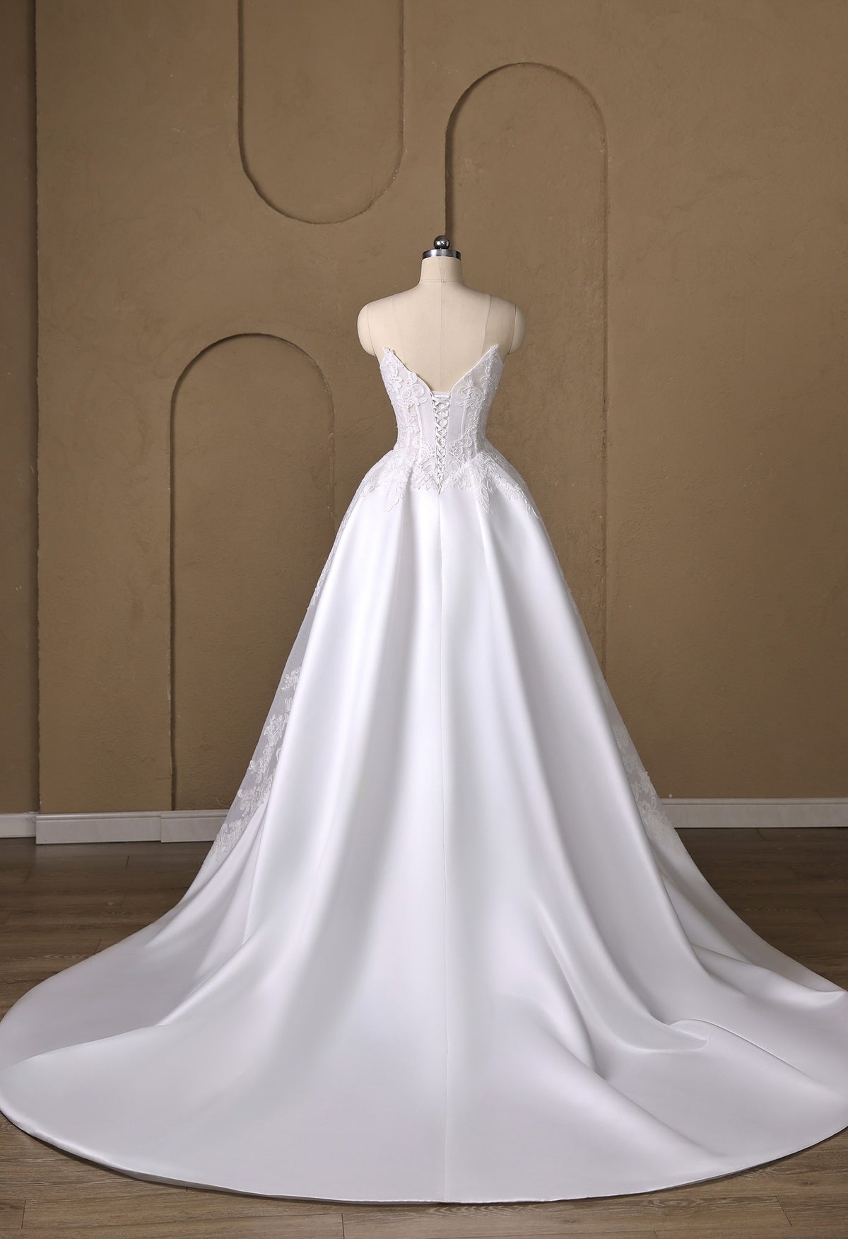 Farrah Couture HW3827 sweetheart slit wedding dress - view 5