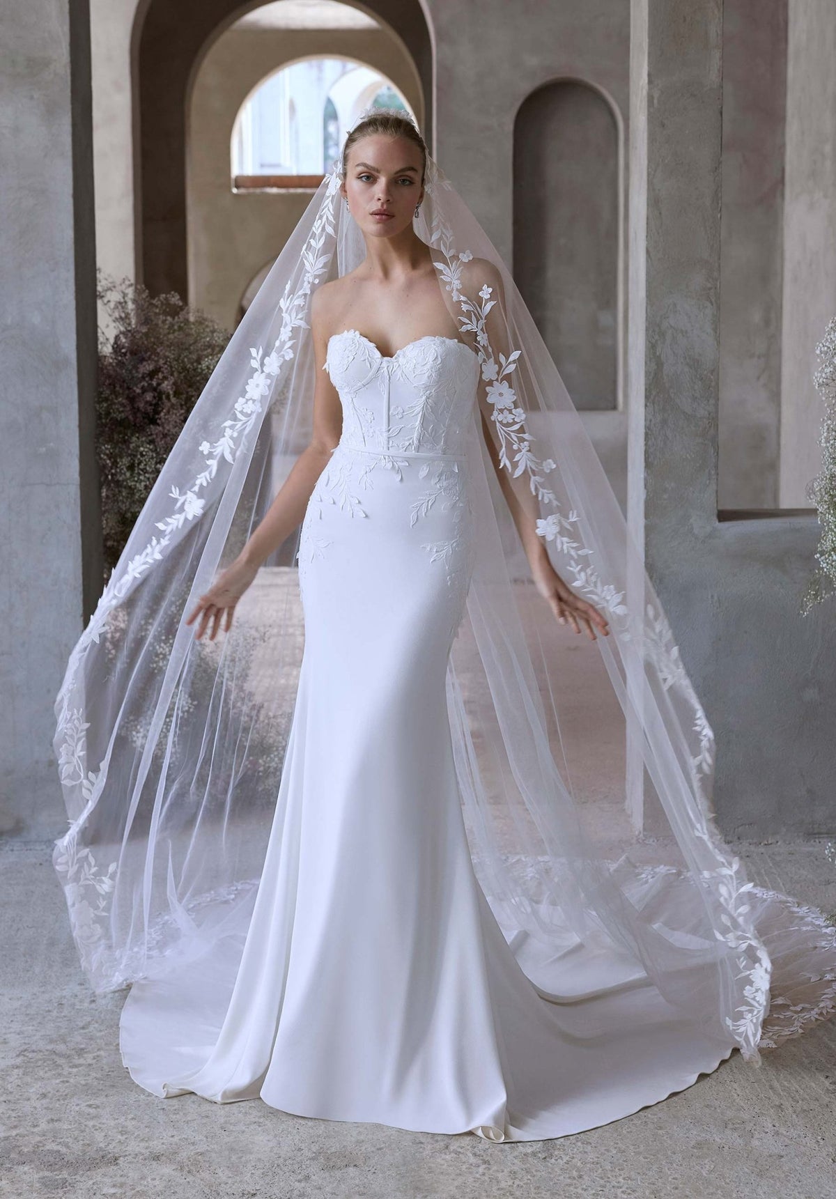 Finnli Wedding Dress - Silhouette Dresses