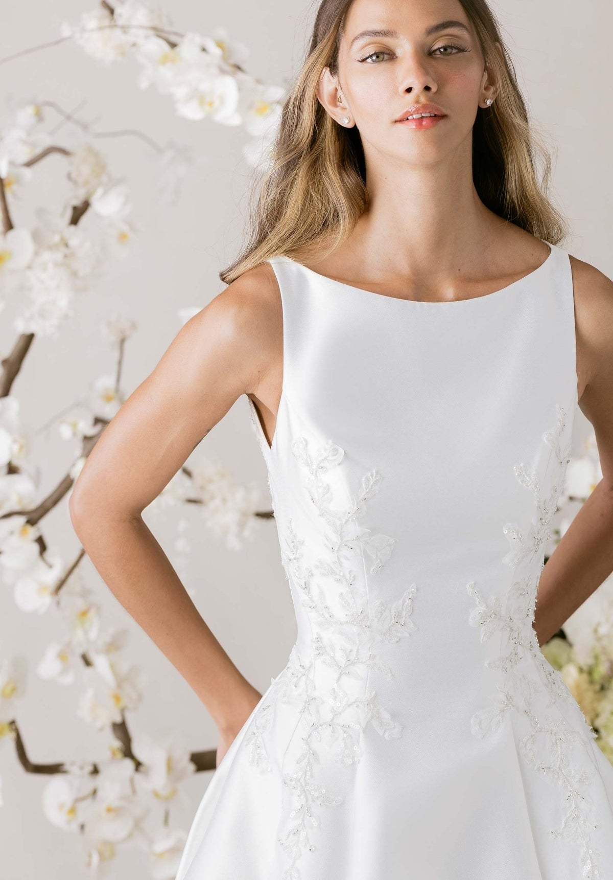 Glissade Wedding Dress - Silhouette Dresses