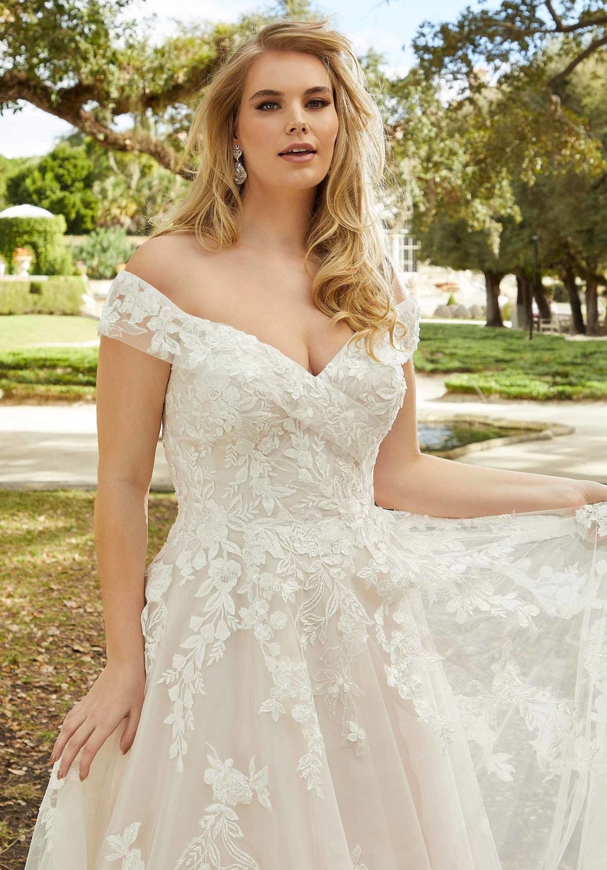Gwen Wedding Dress - Silhouette Dresses