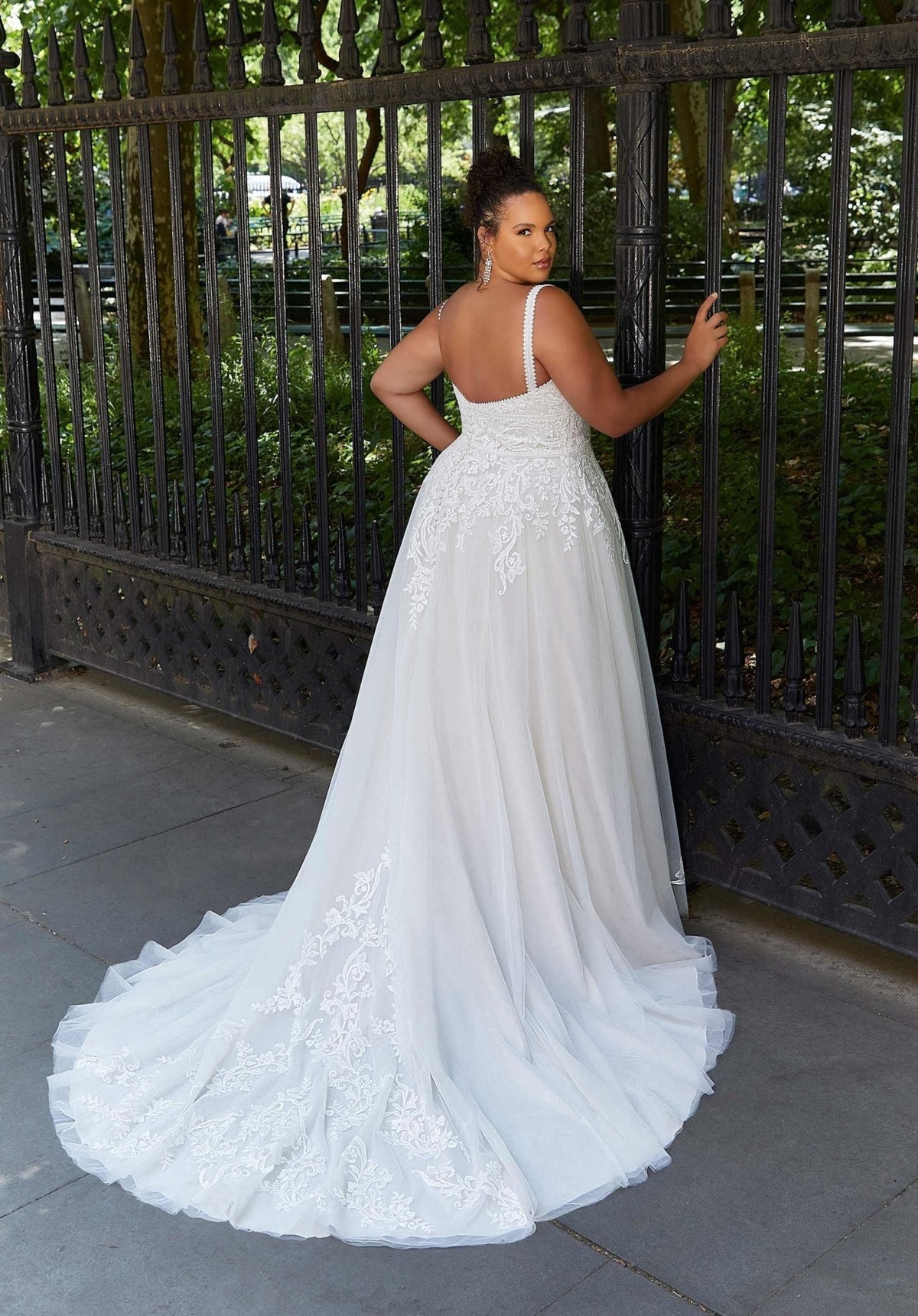 Hannah Wedding Dress - Silhouette Dresses