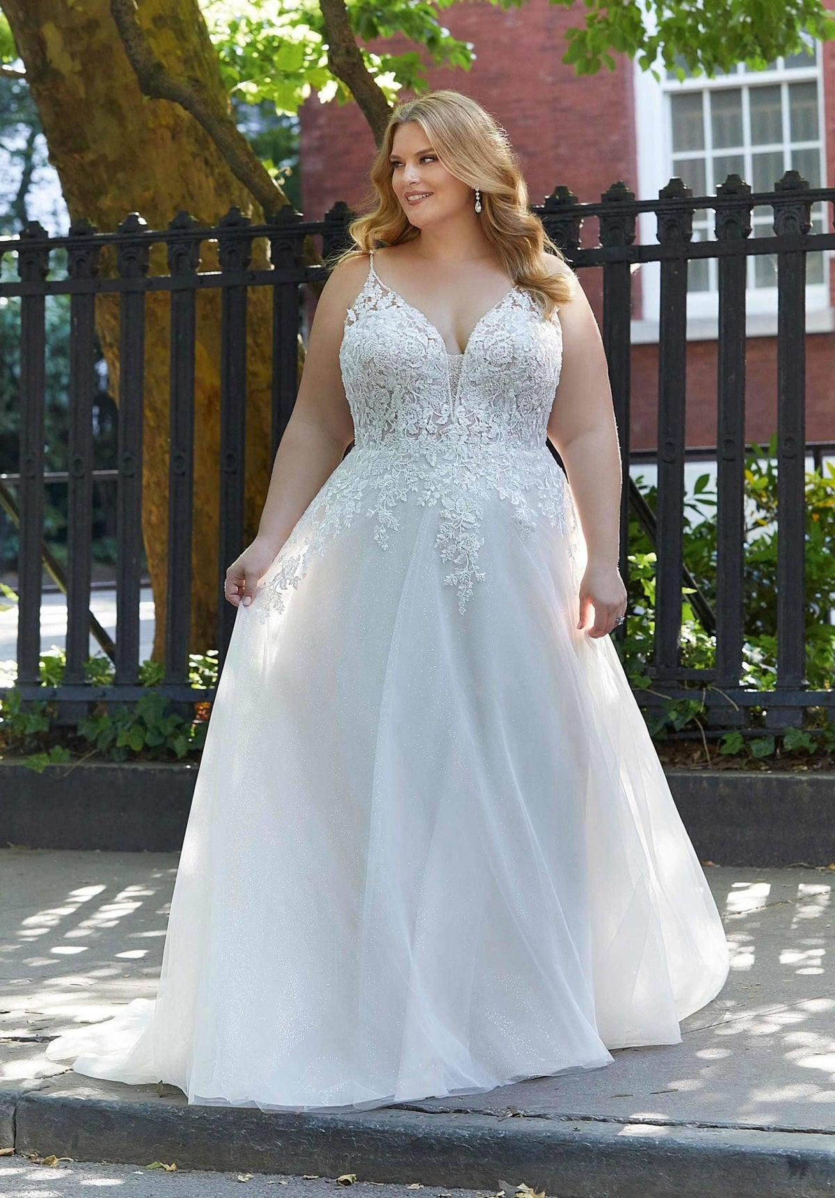Hunter Wedding Dress - Silhouette Dresses