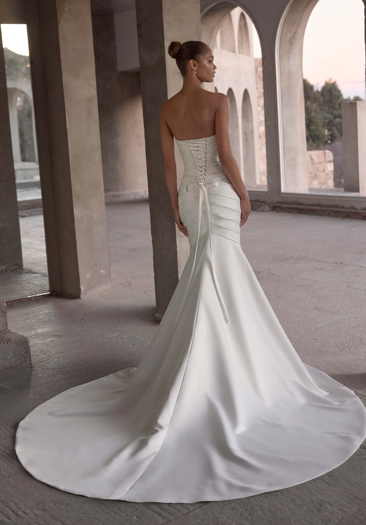 Iana Wedding Dress - Silhouette Dresses