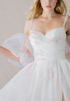 Jeté Wedding Dress - Silhouette Dresses
