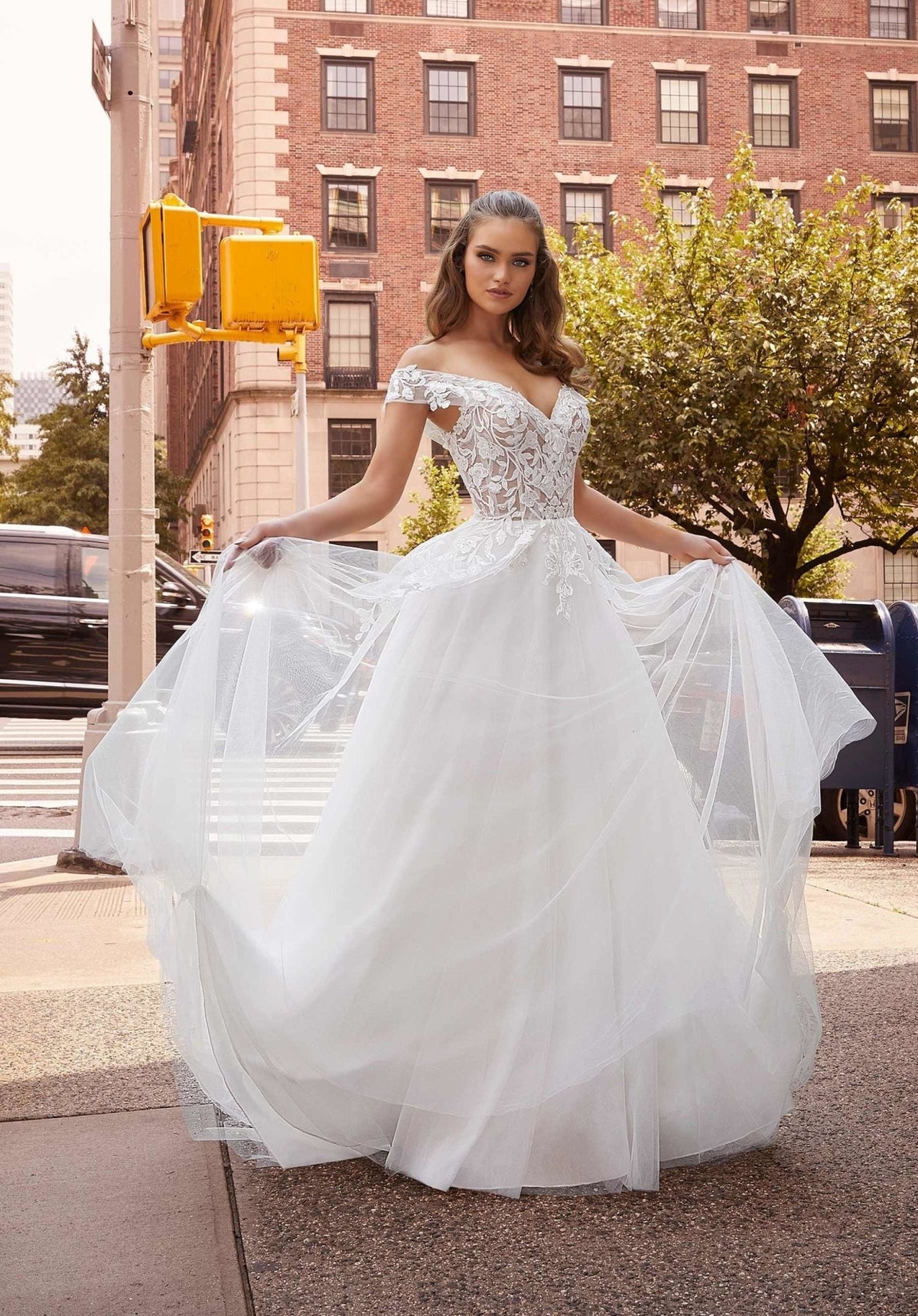 Joaquina Wedding Dress - Silhouette Dresses