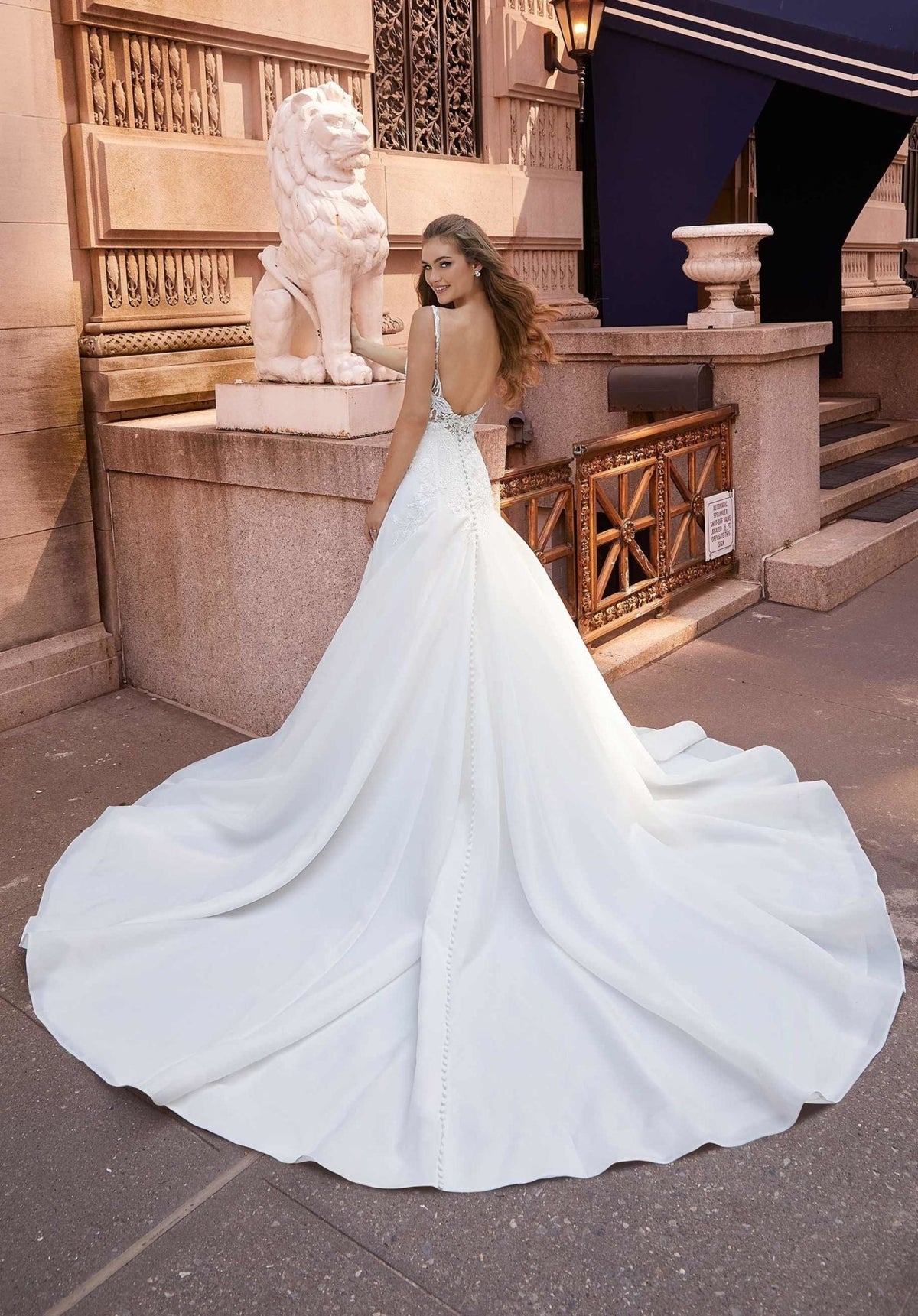 Julia Wedding Dress - Silhouette Dresses