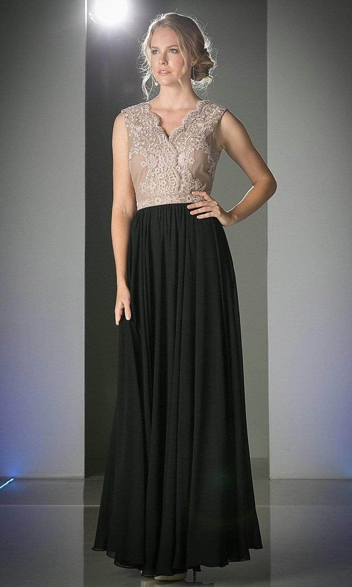 Ladivine 1965 - V Neck Lace Scalloped A-line Dress
