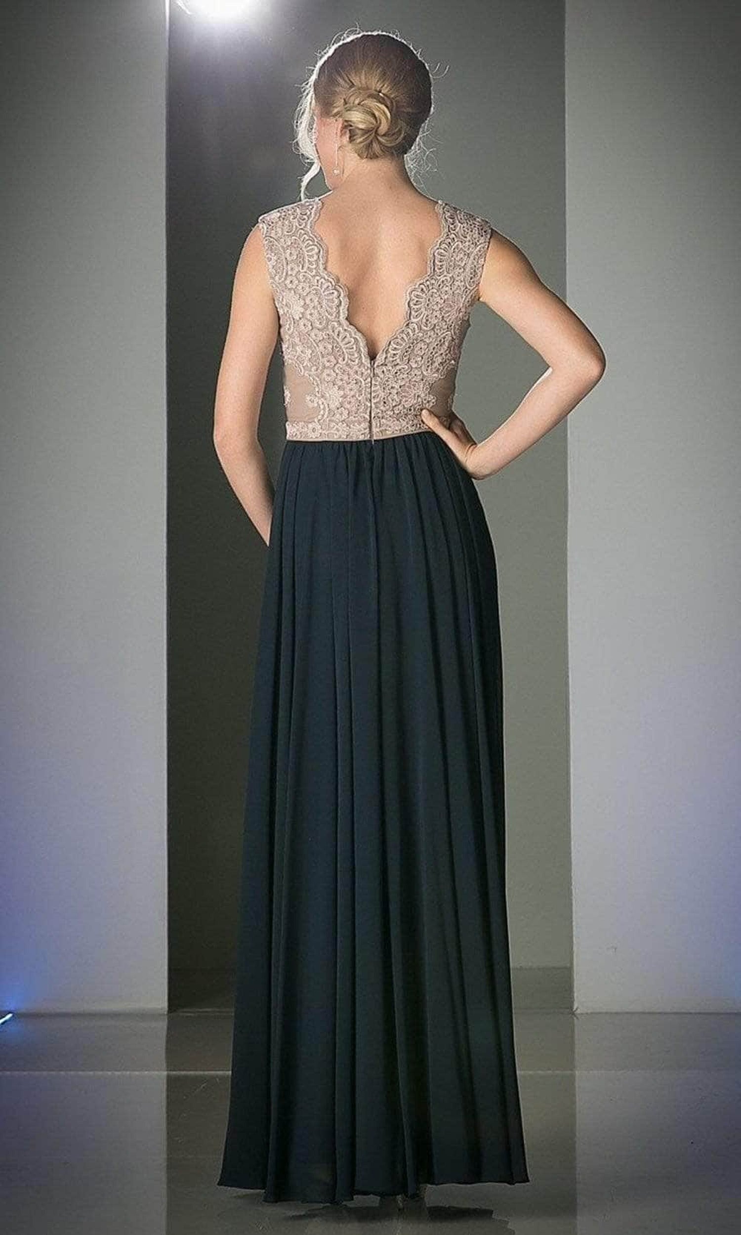 Ladivine 1965 - V Neck Lace Scalloped A-line Dress