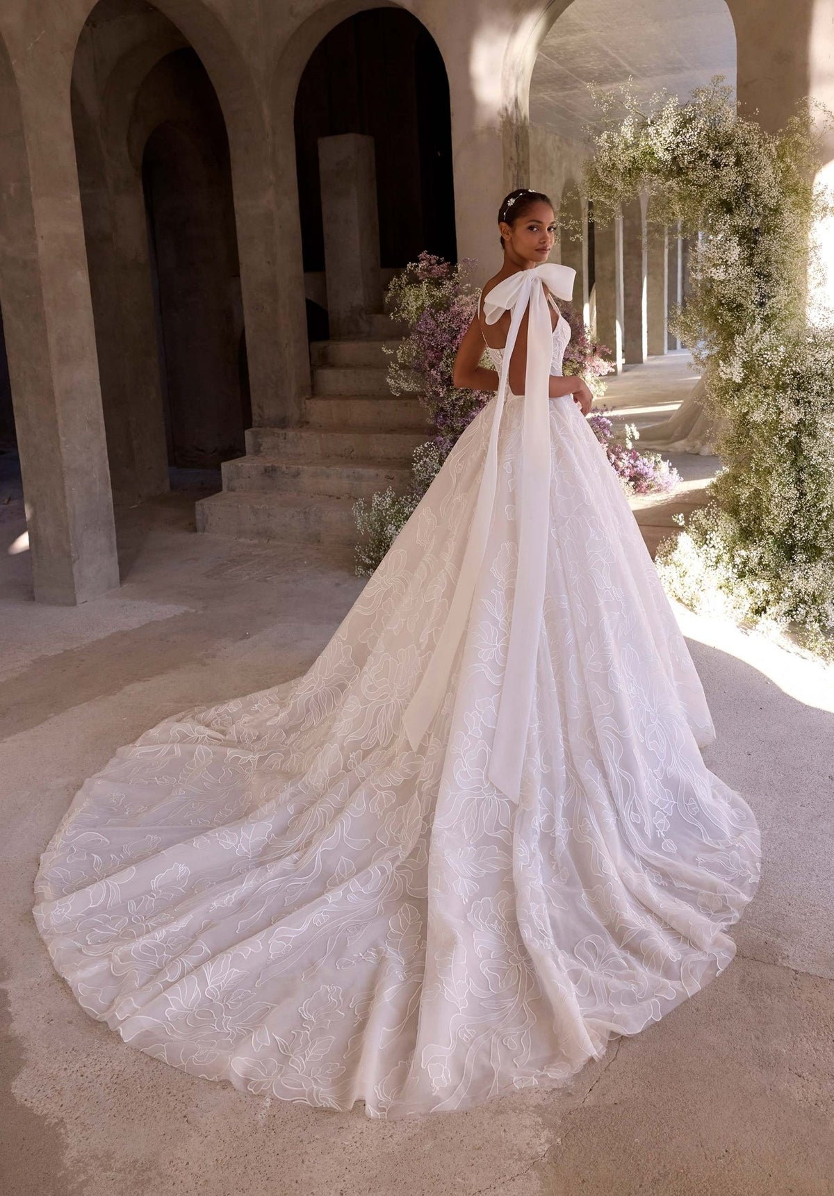 Leda Wedding Dress - Silhouette Dresses