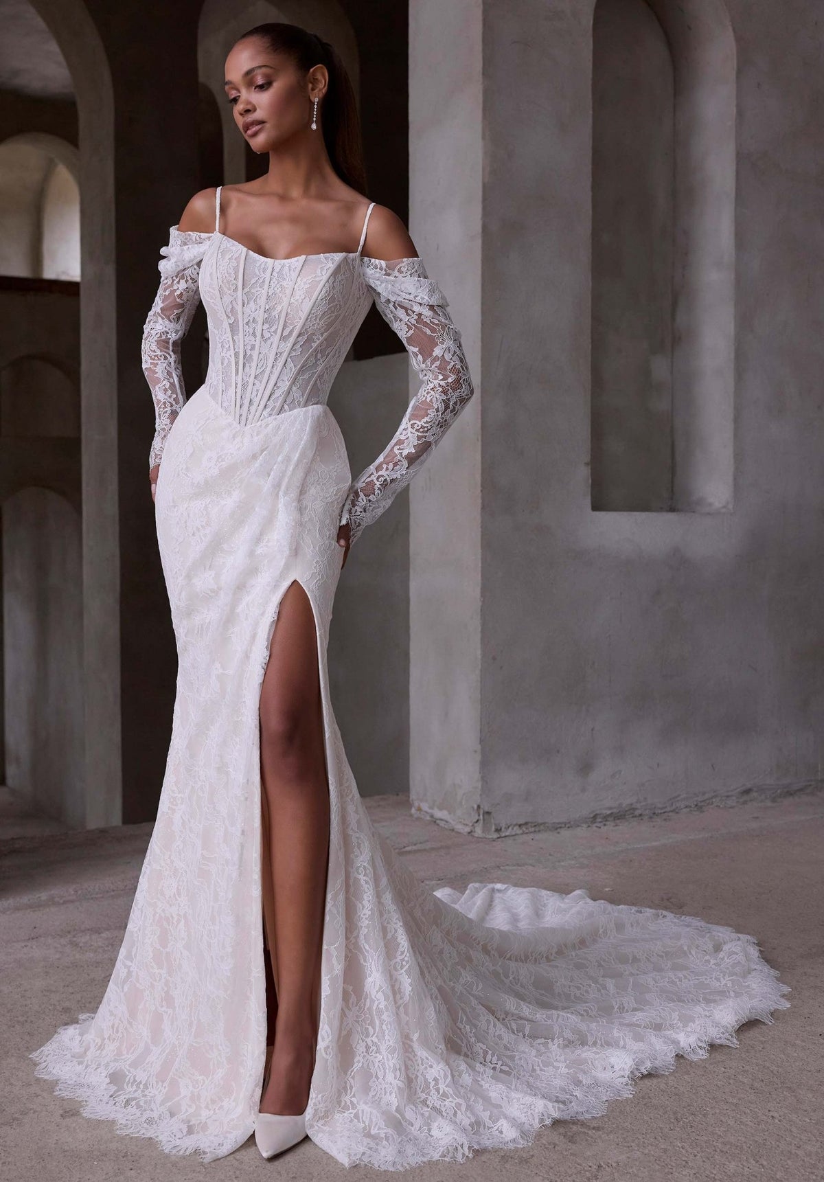 Leto Wedding Dress - Silhouette Dresses