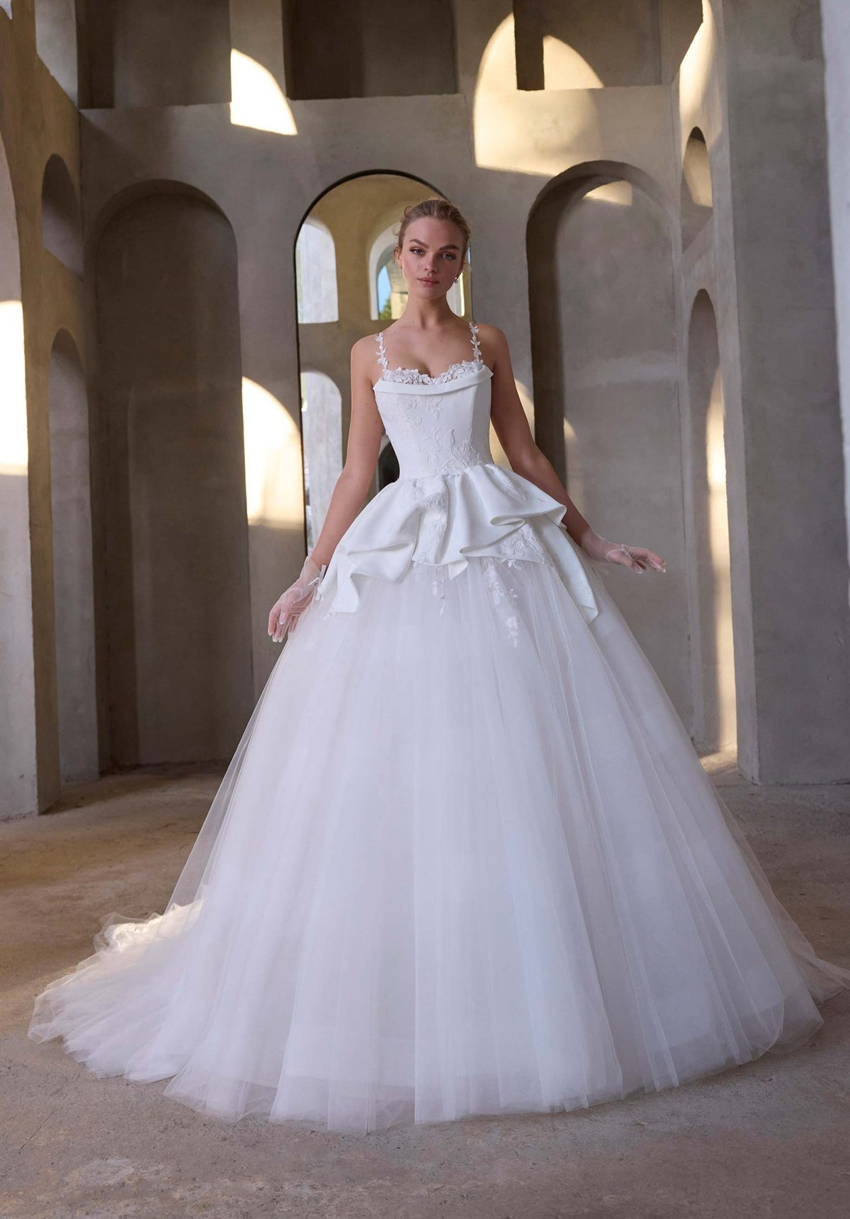 Liliah Wedding Dress - Silhouette Dresses