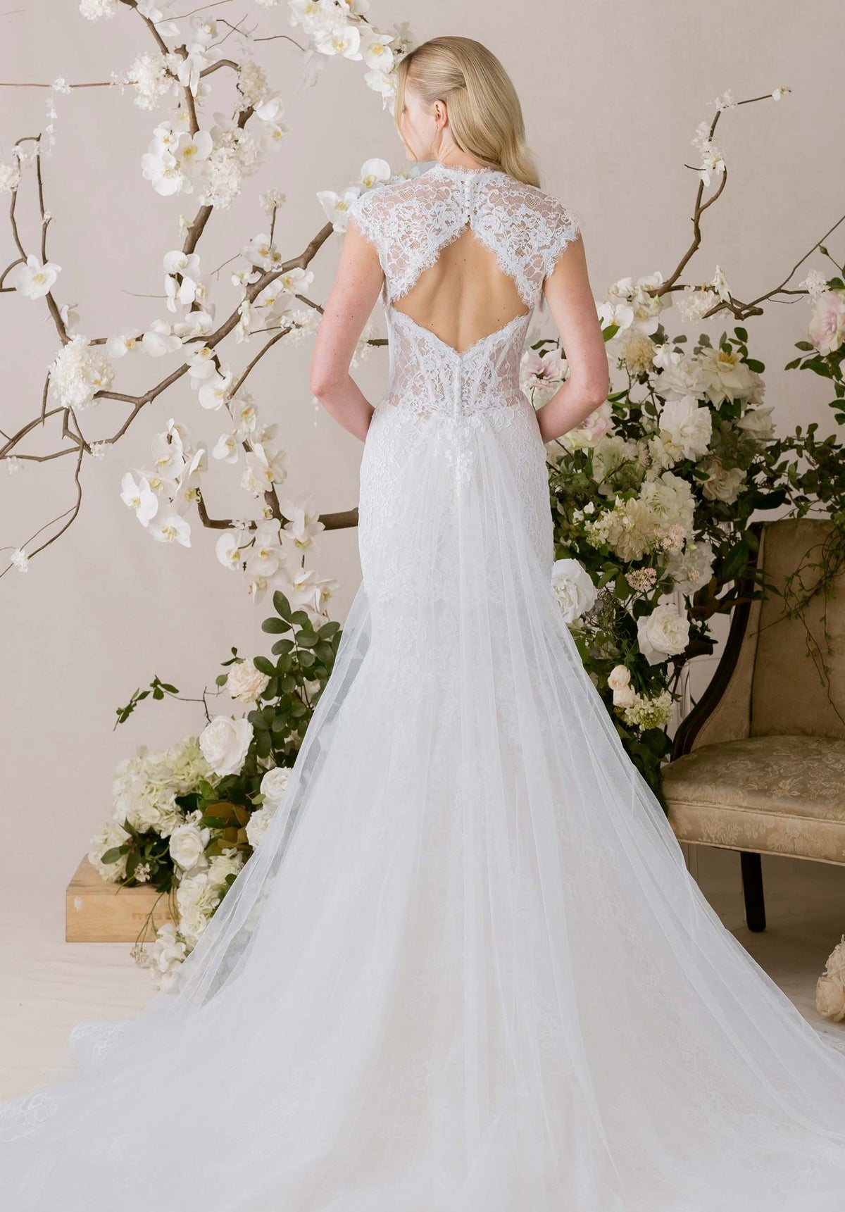 Lumière Wedding Dress - Silhouette Dresses