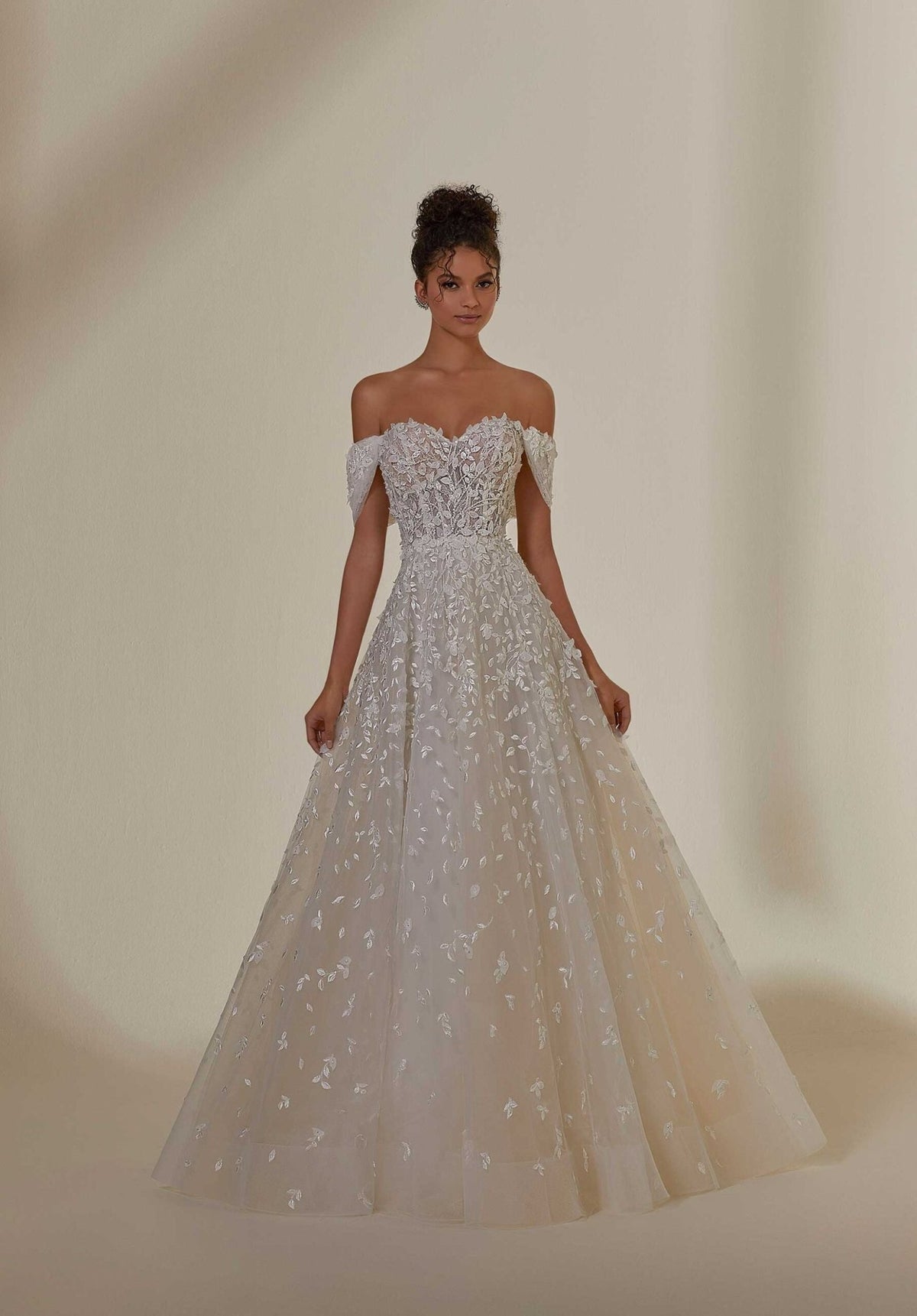 Mackenzie Wedding Dress - Silhouette Dresses