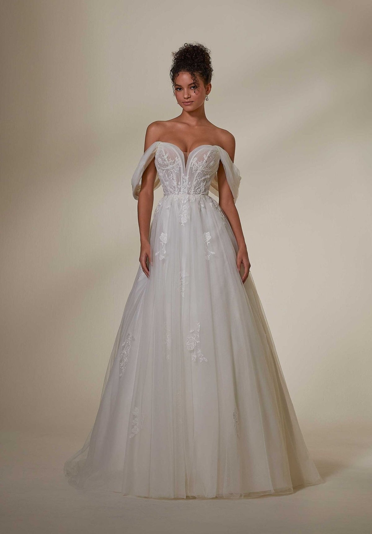 Marianne Wedding Dress - Silhouette Dresses
