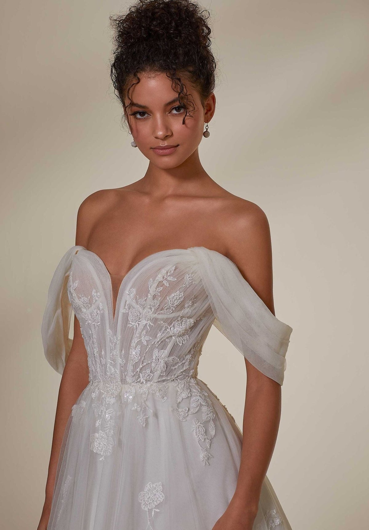 Marianne Wedding Dress - Silhouette Dresses