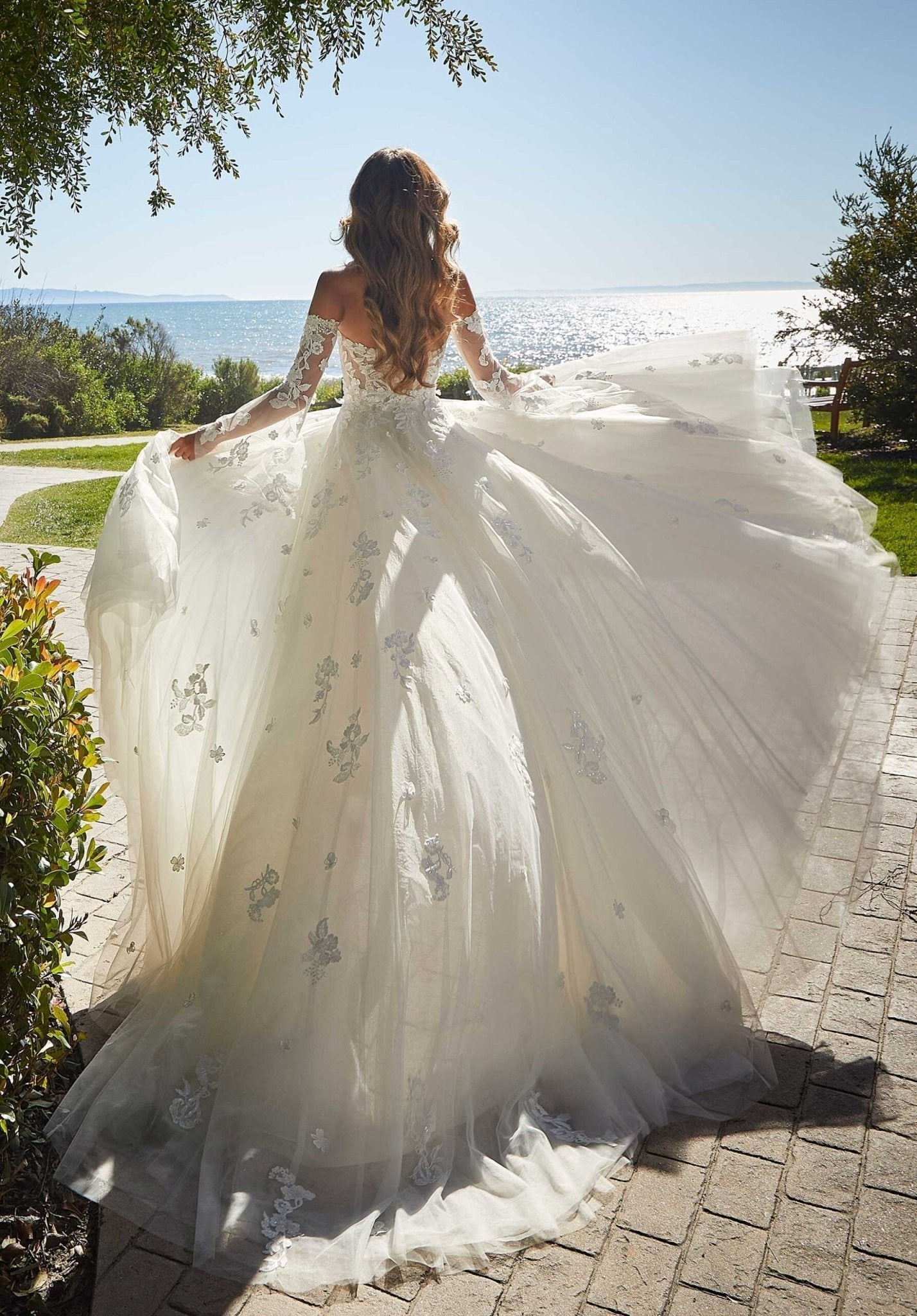 Maxine Wedding Dress - Silhouette Dresses