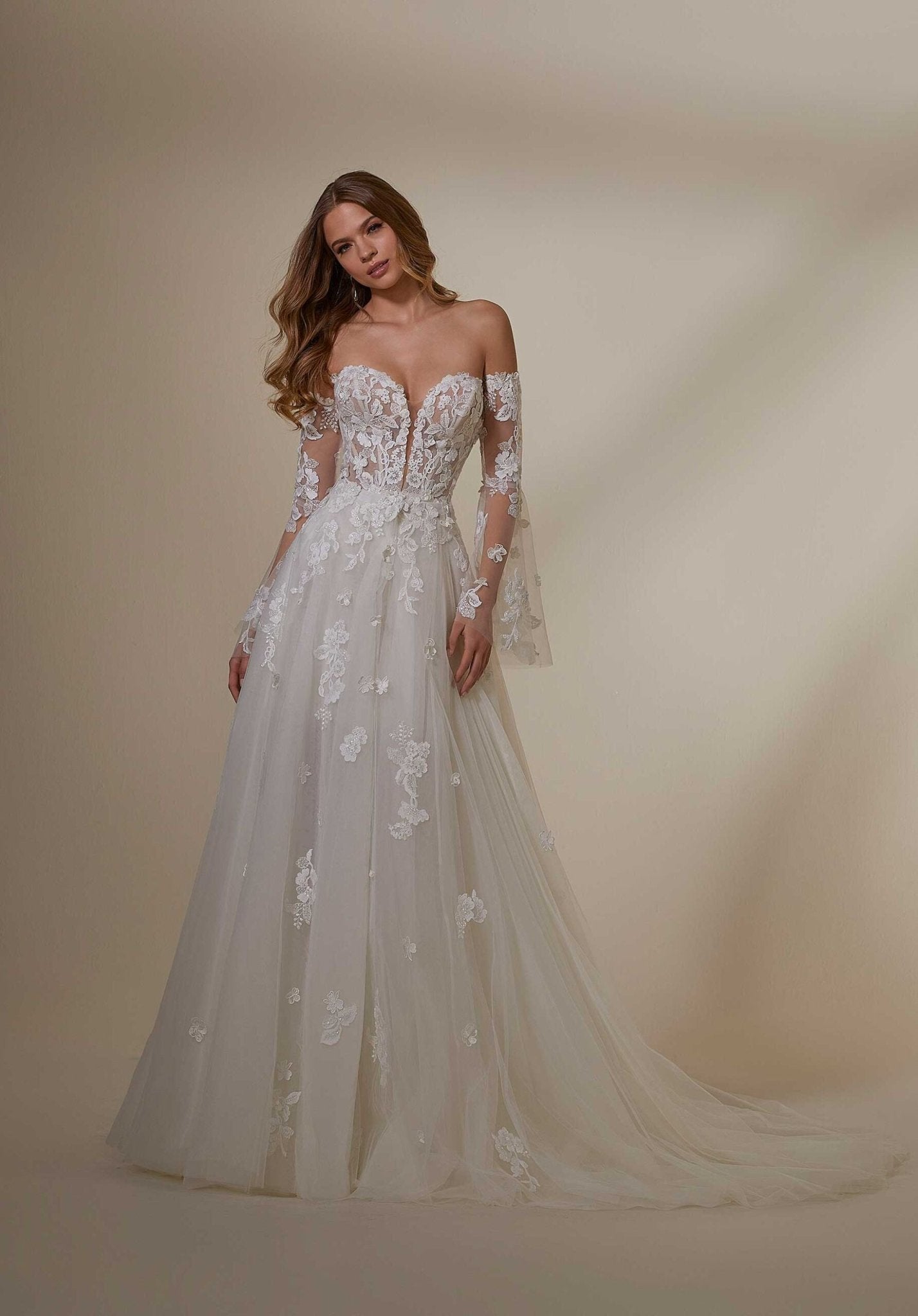 Maxine Wedding Dress - Silhouette Dresses