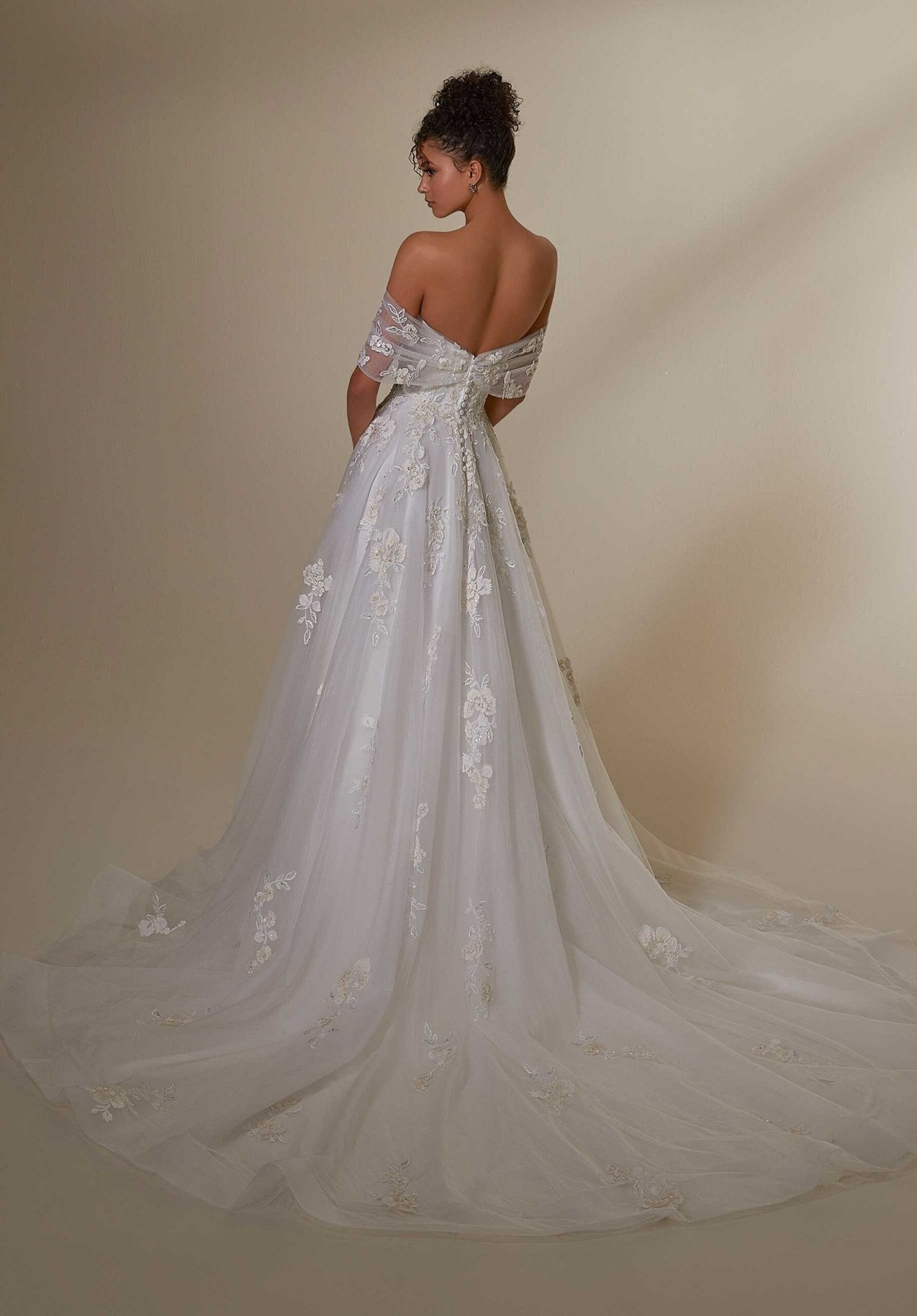 Melanie Wedding Dress - Silhouette Dresses