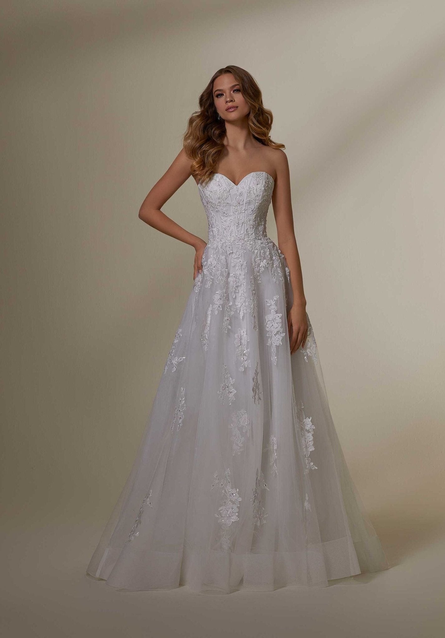 Melanie Wedding Dress - Silhouette Dresses