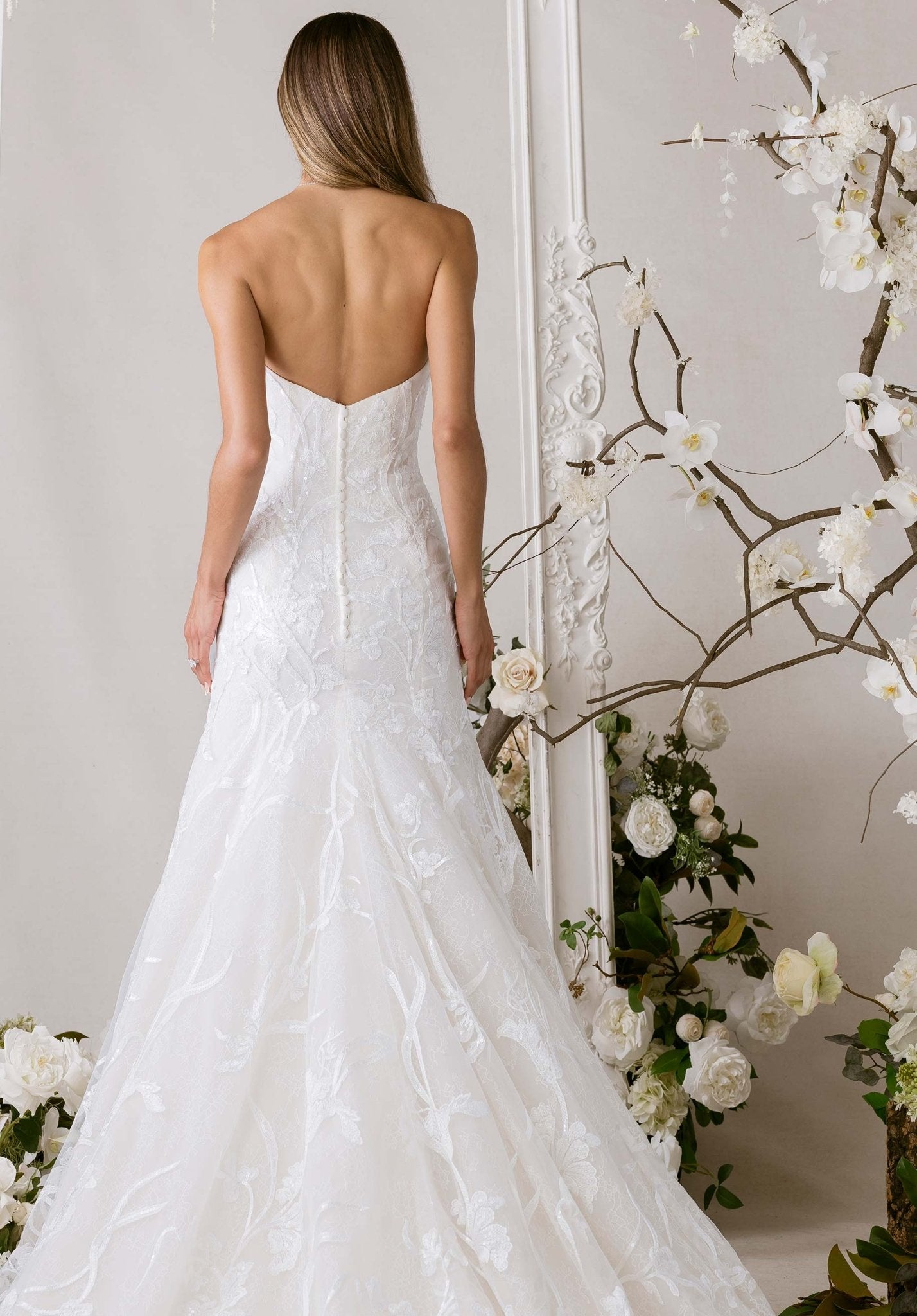Menagés Wedding Dress - Silhouette Dresses