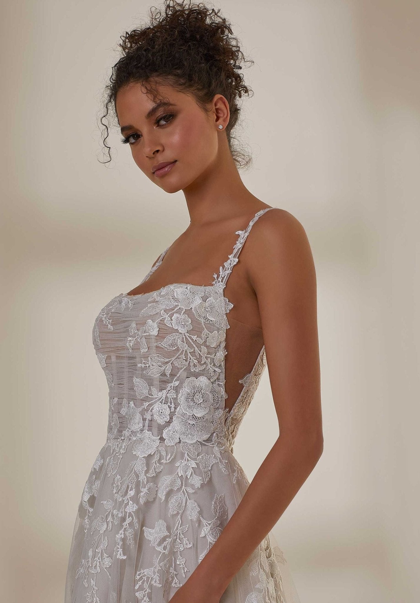 Meredith Wedding Dress - Silhouette Dresses