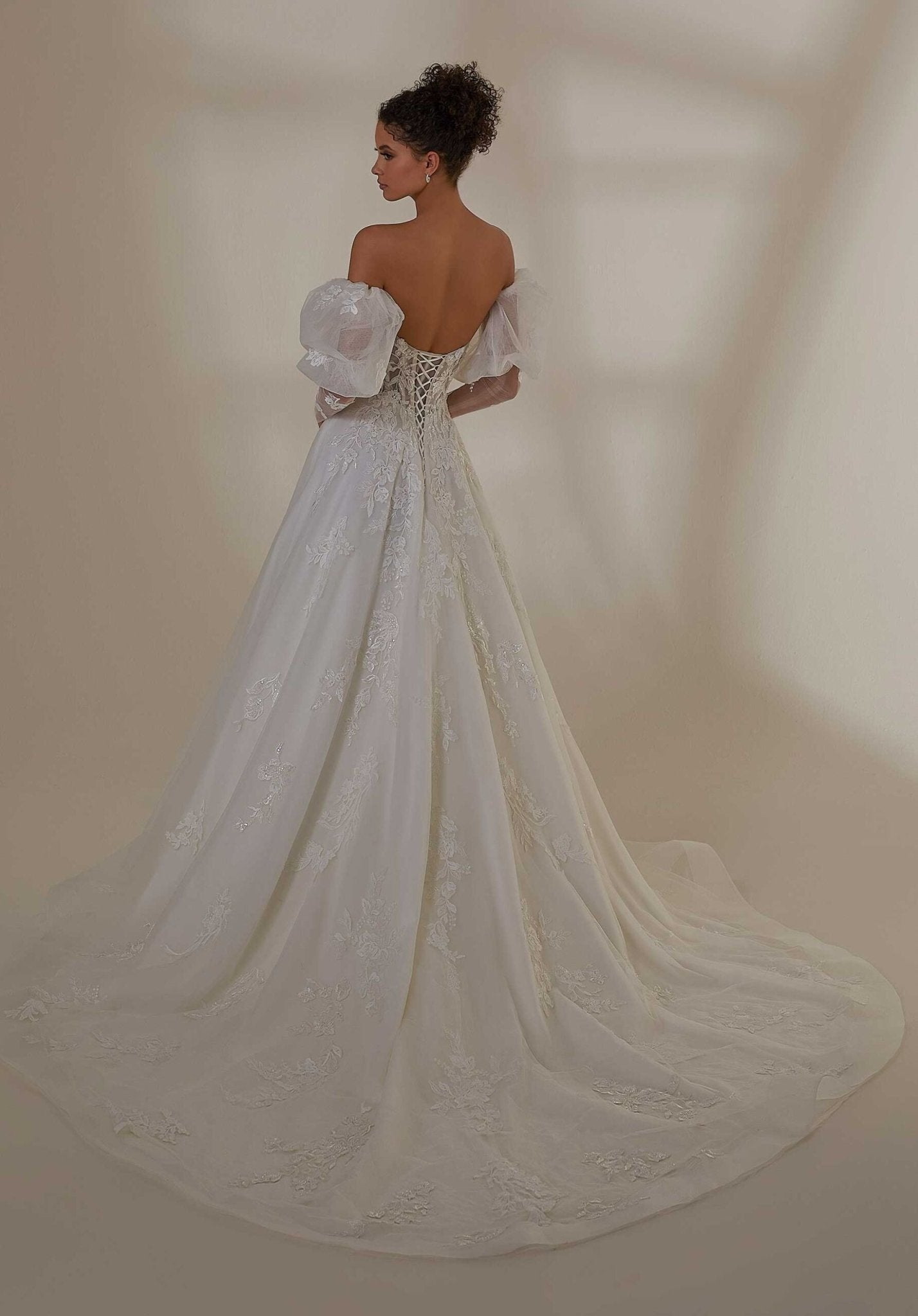 Minerva Wedding Dress - Silhouette Dresses