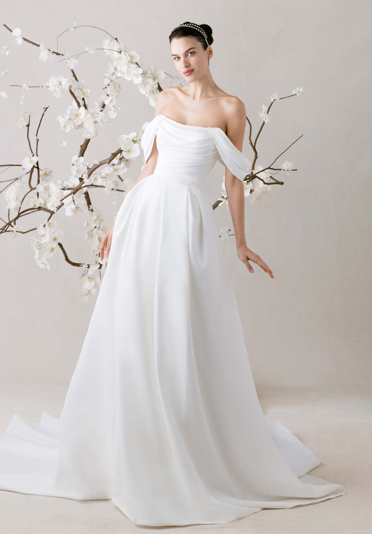 Mirela Wedding Dress - Silhouette Dresses