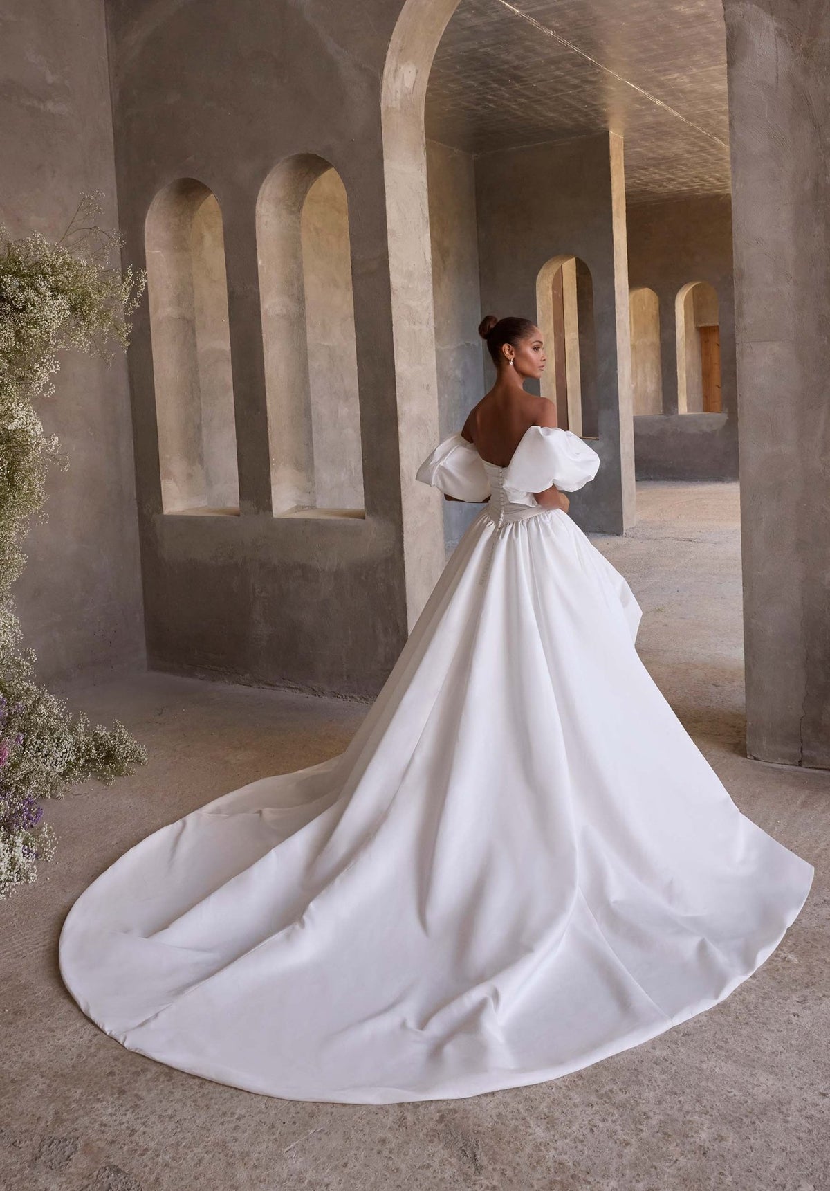 Nereida Wedding Dress - Silhouette Dresses