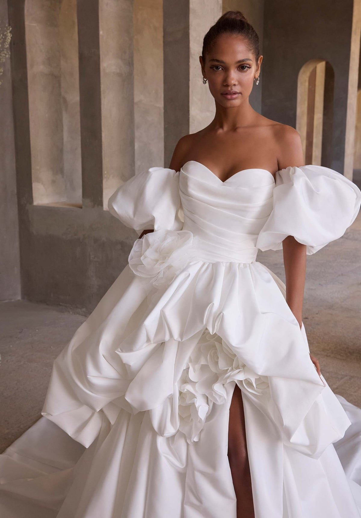 Nereida Wedding Dress - Silhouette Dresses