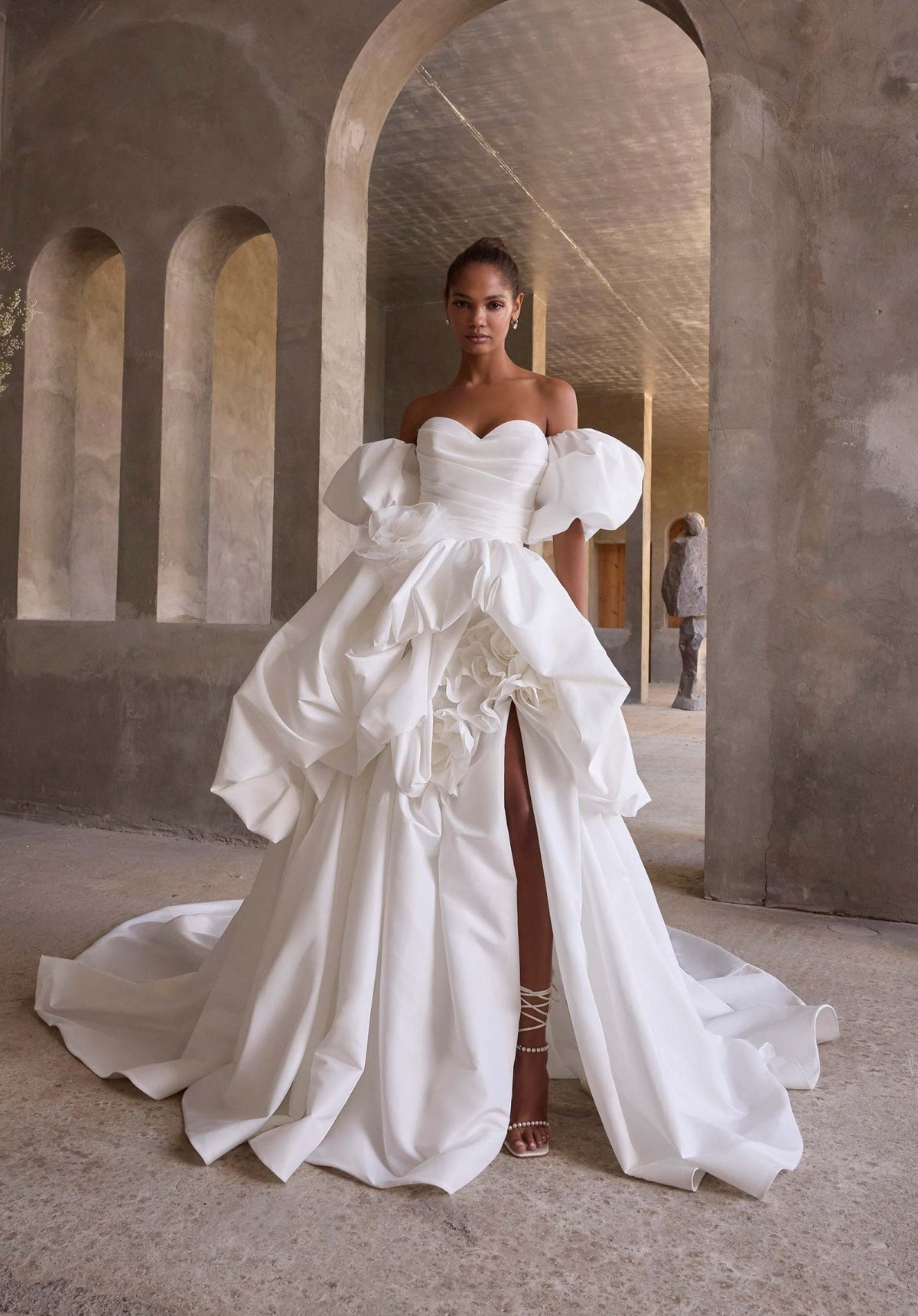 Nereida Wedding Dress - Silhouette Dresses