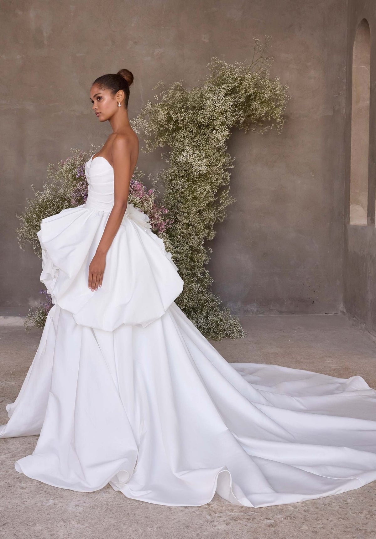 Nereida Wedding Dress - Silhouette Dresses