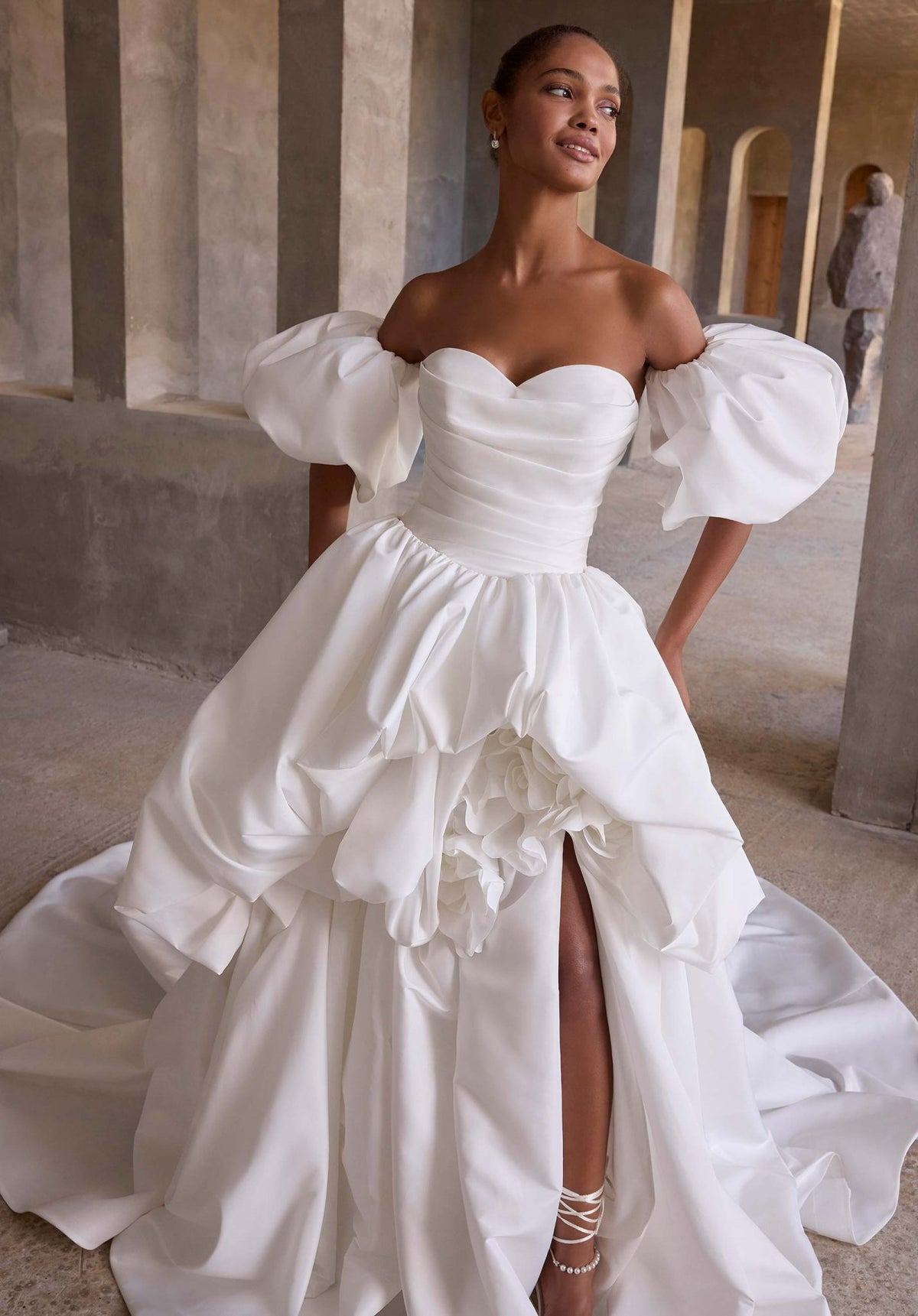 Nereida Wedding Dress - Silhouette Dresses