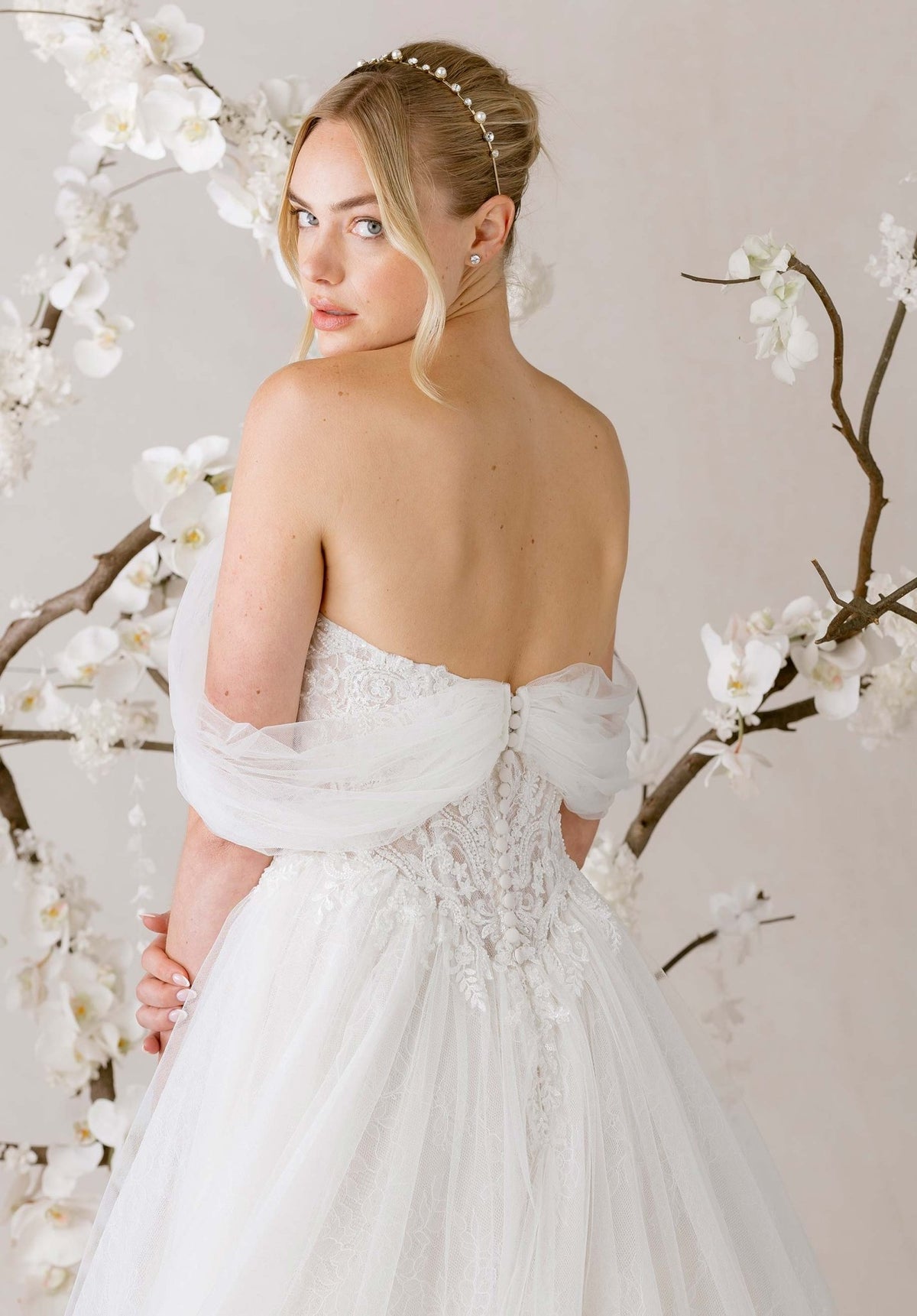 Noémi Wedding Dress - Silhouette Dresses