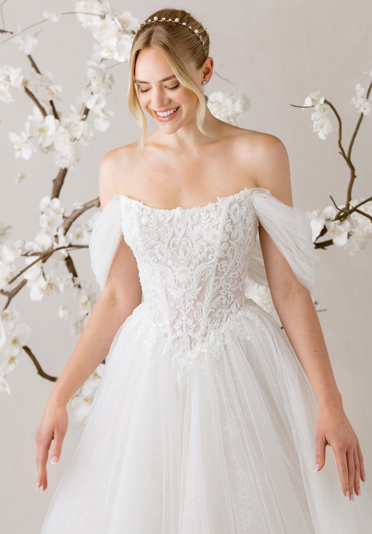 Noémi Wedding Dress - Silhouette Dresses