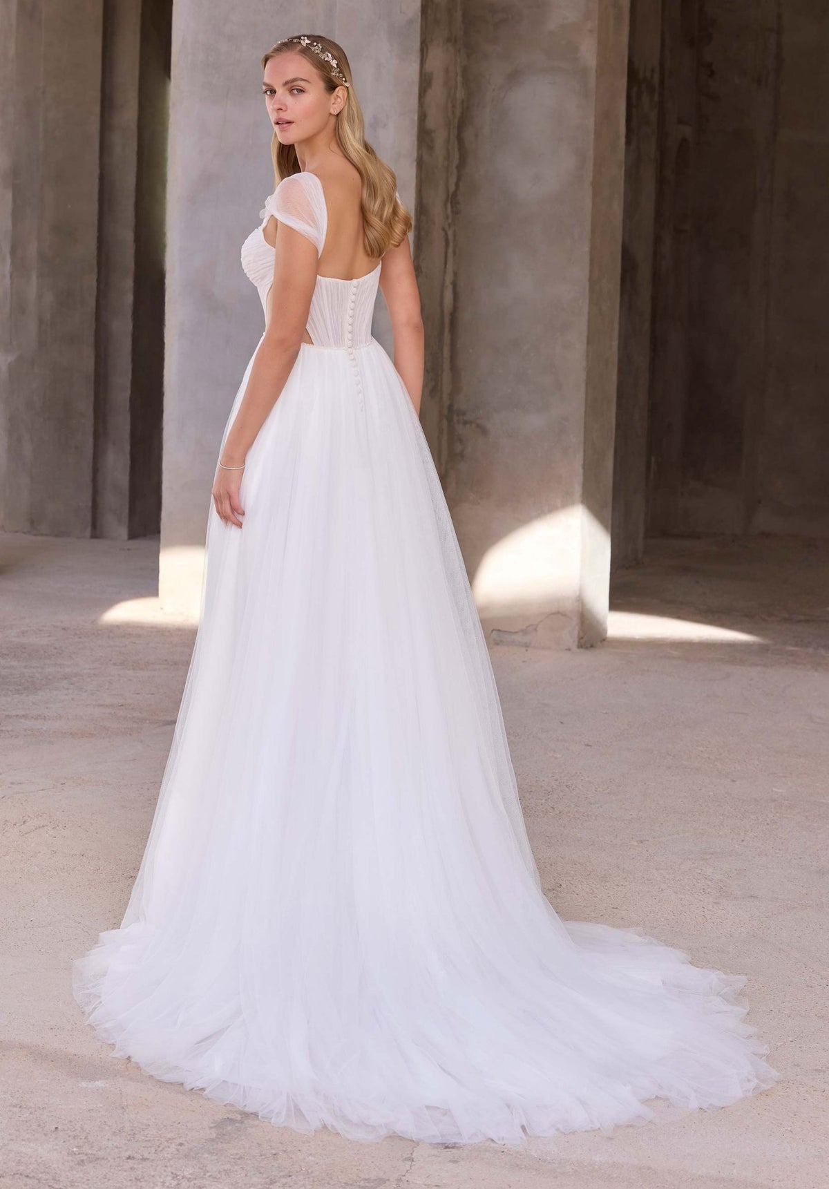 Ostara Wedding Dress - Silhouette Dresses