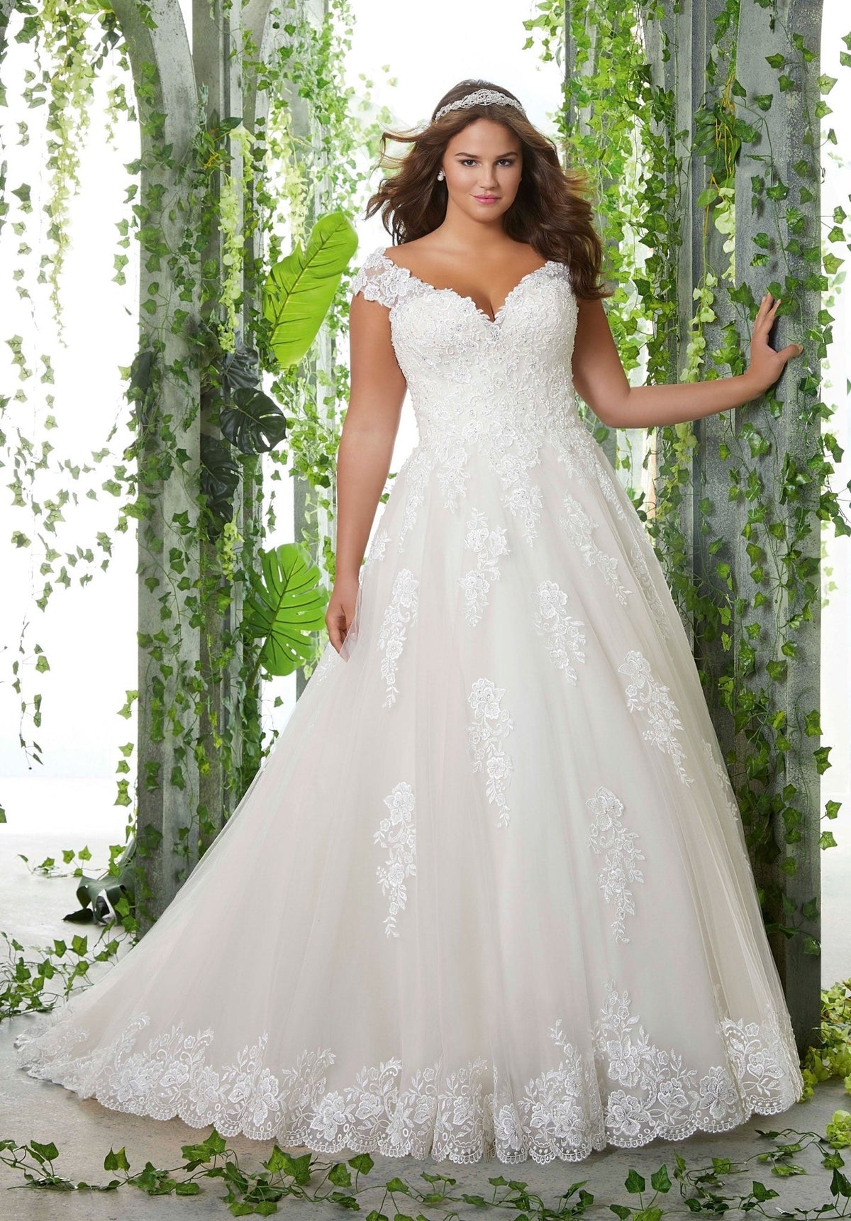 Pamela Plus Size Wedding Dress - Silhouette Dresses
